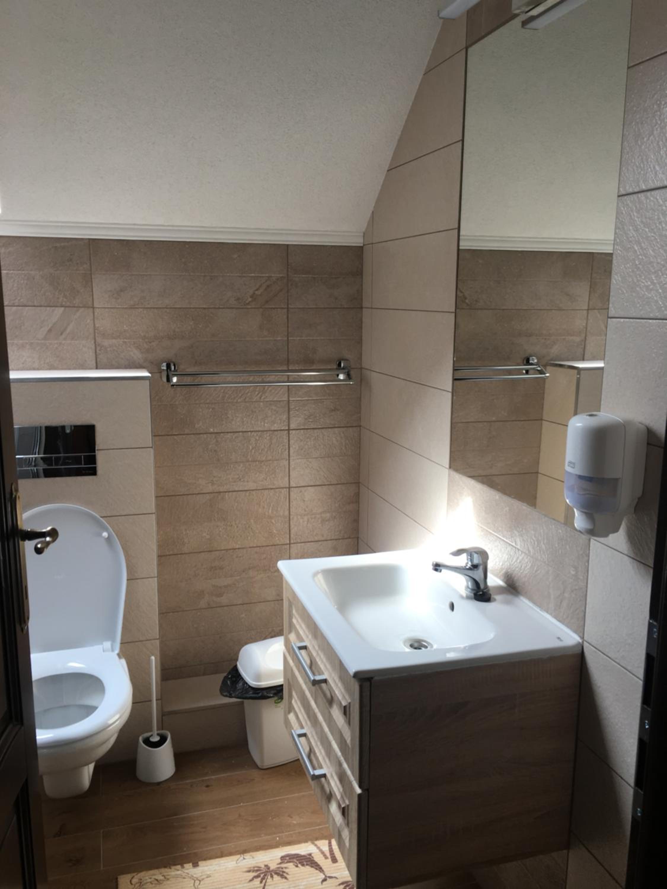 Double Room with Private Bathroom photo 2
