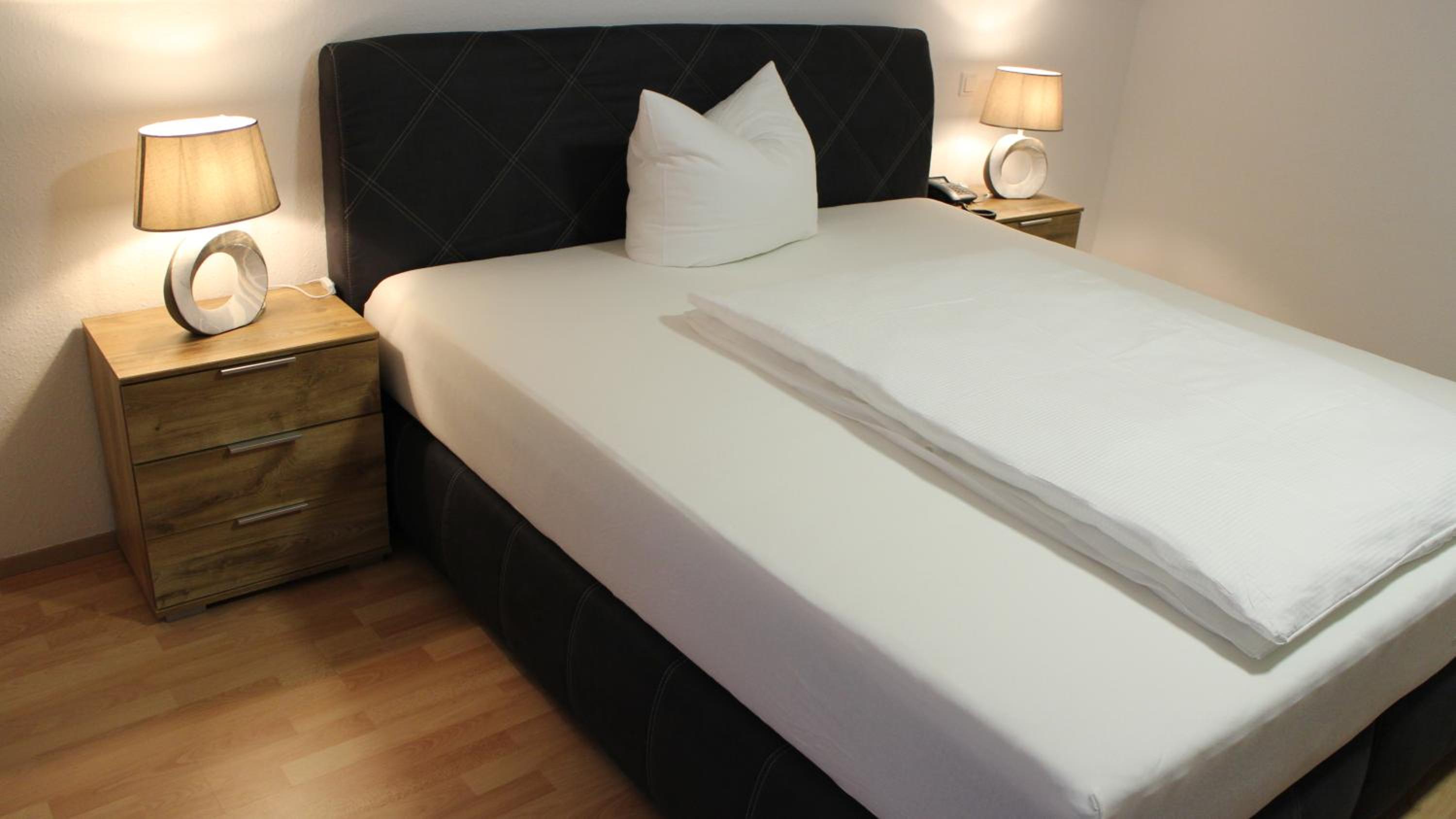Double Room with Balcony - Photo 1