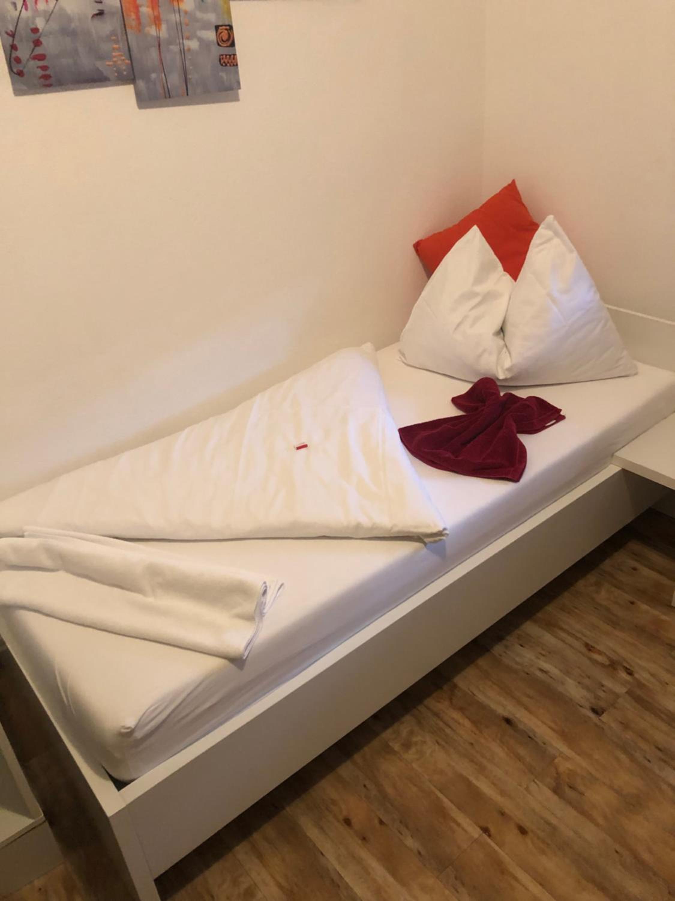 Single Room photo 1