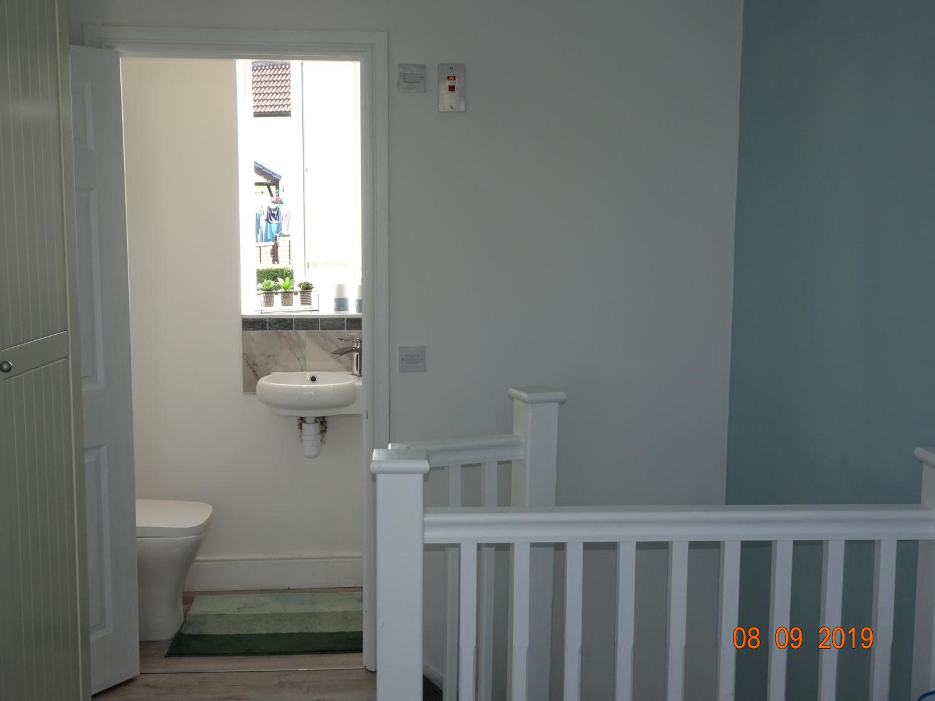 One-Bedroom Apartment - Photo 9