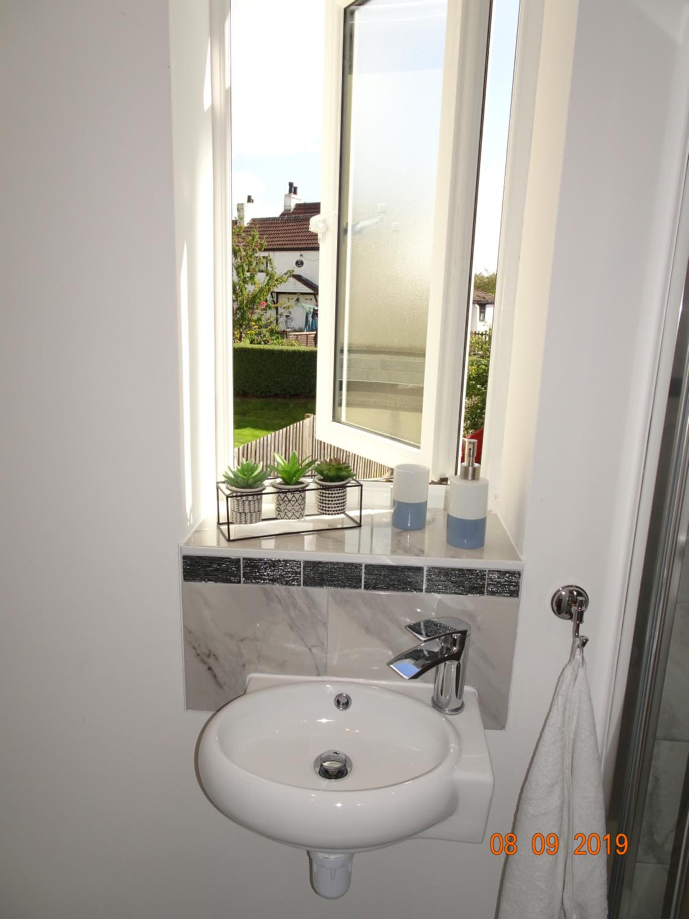 One-Bedroom Apartment - Photo 11