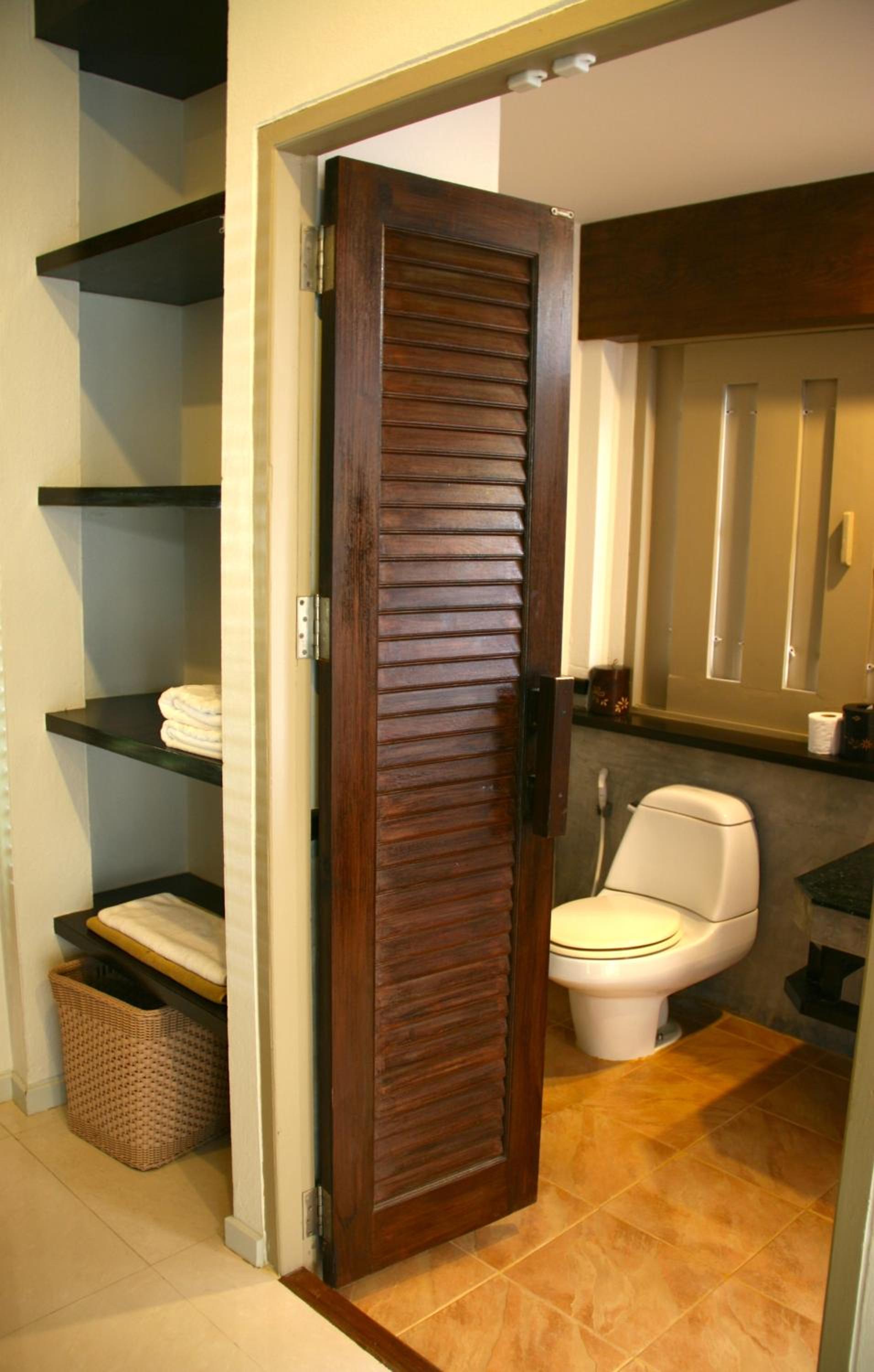 Suite with Living Room - Photo 4