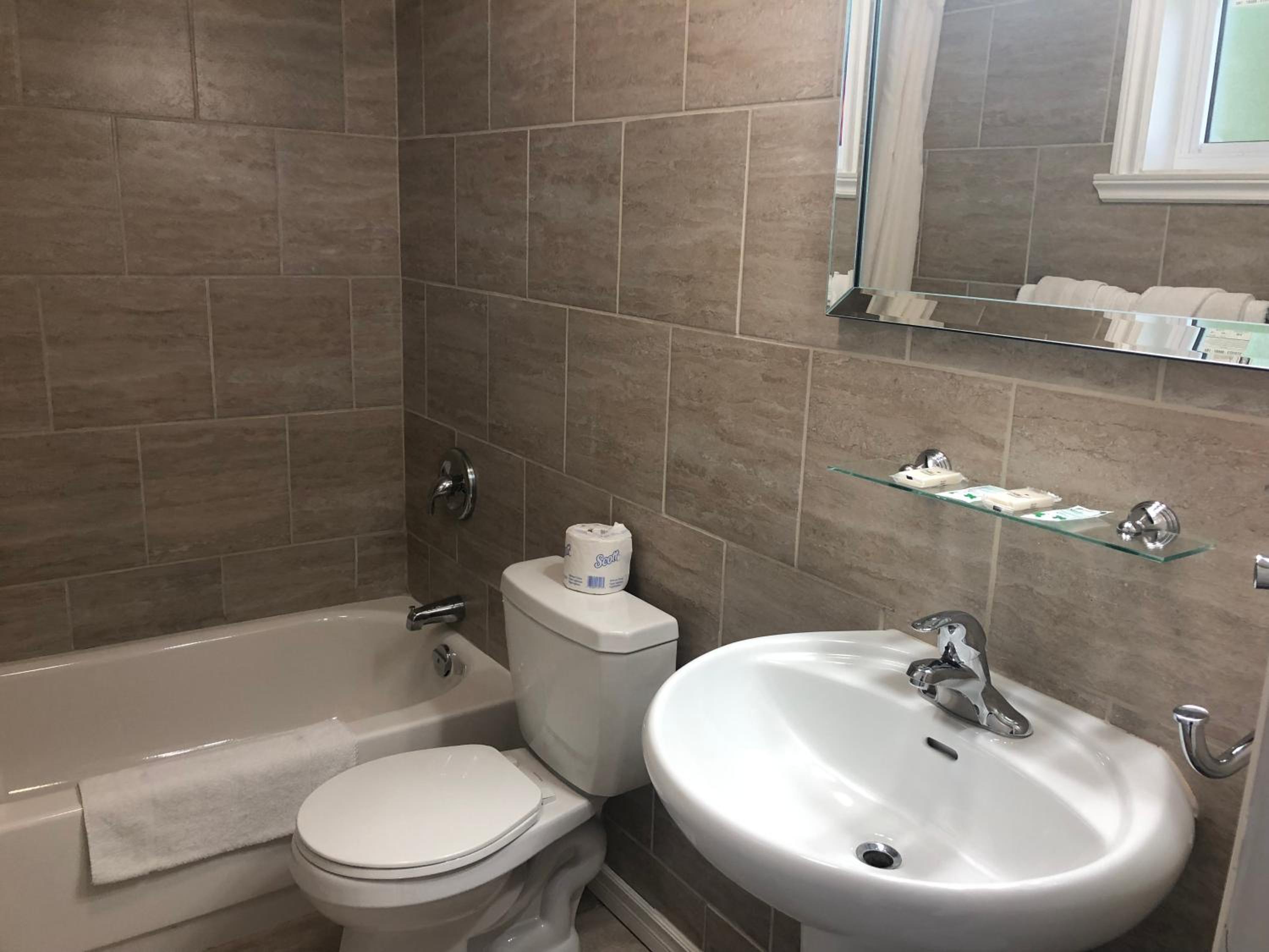 Double Room - Photo 23