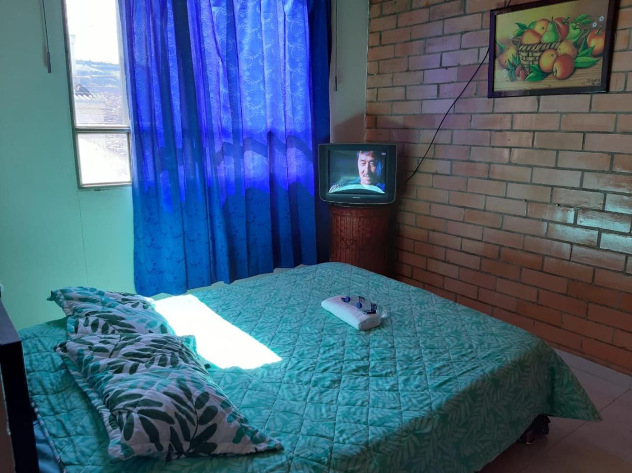 Double Room with Shared Bathroom photo 2