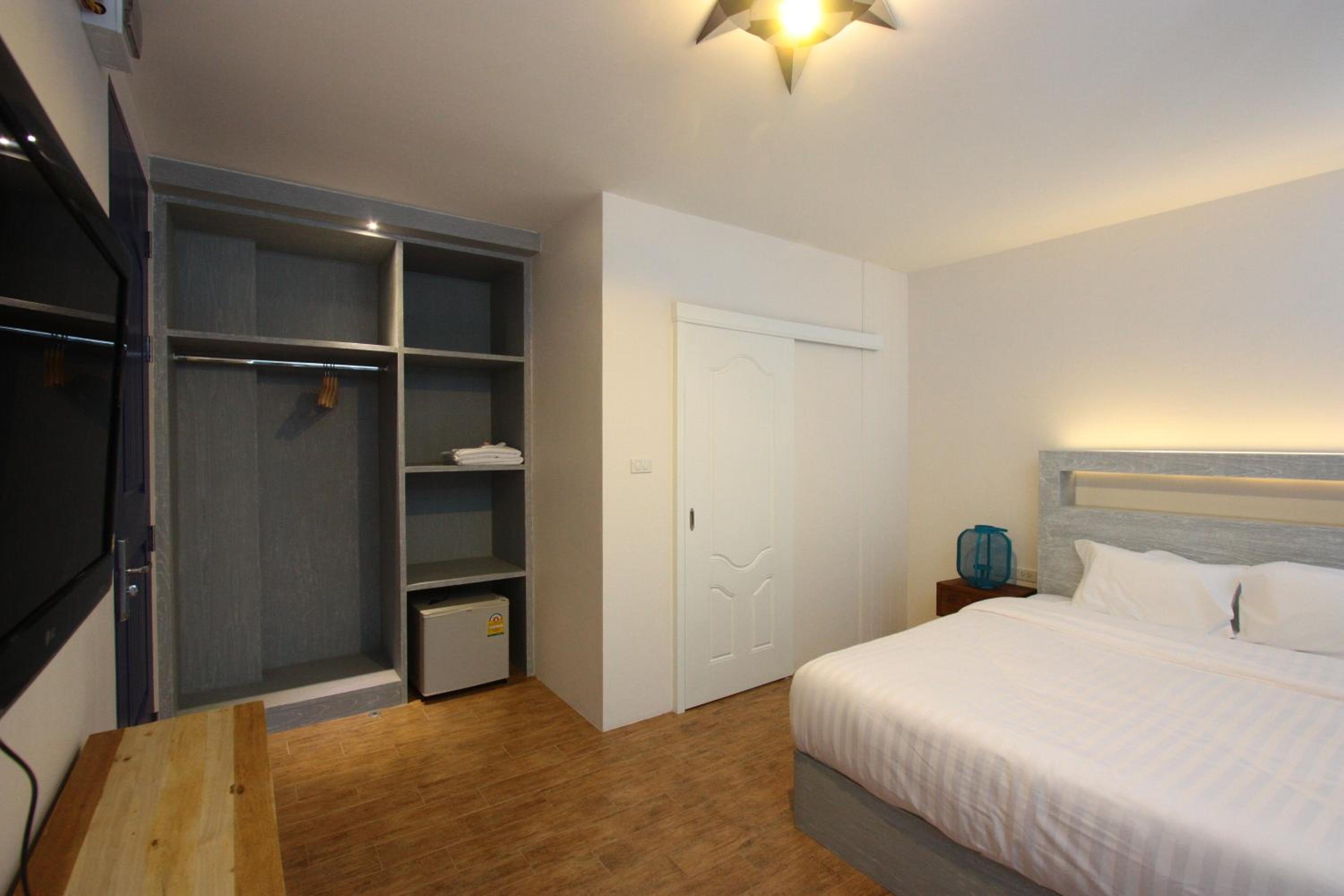 Deluxe Double Room photo 3
