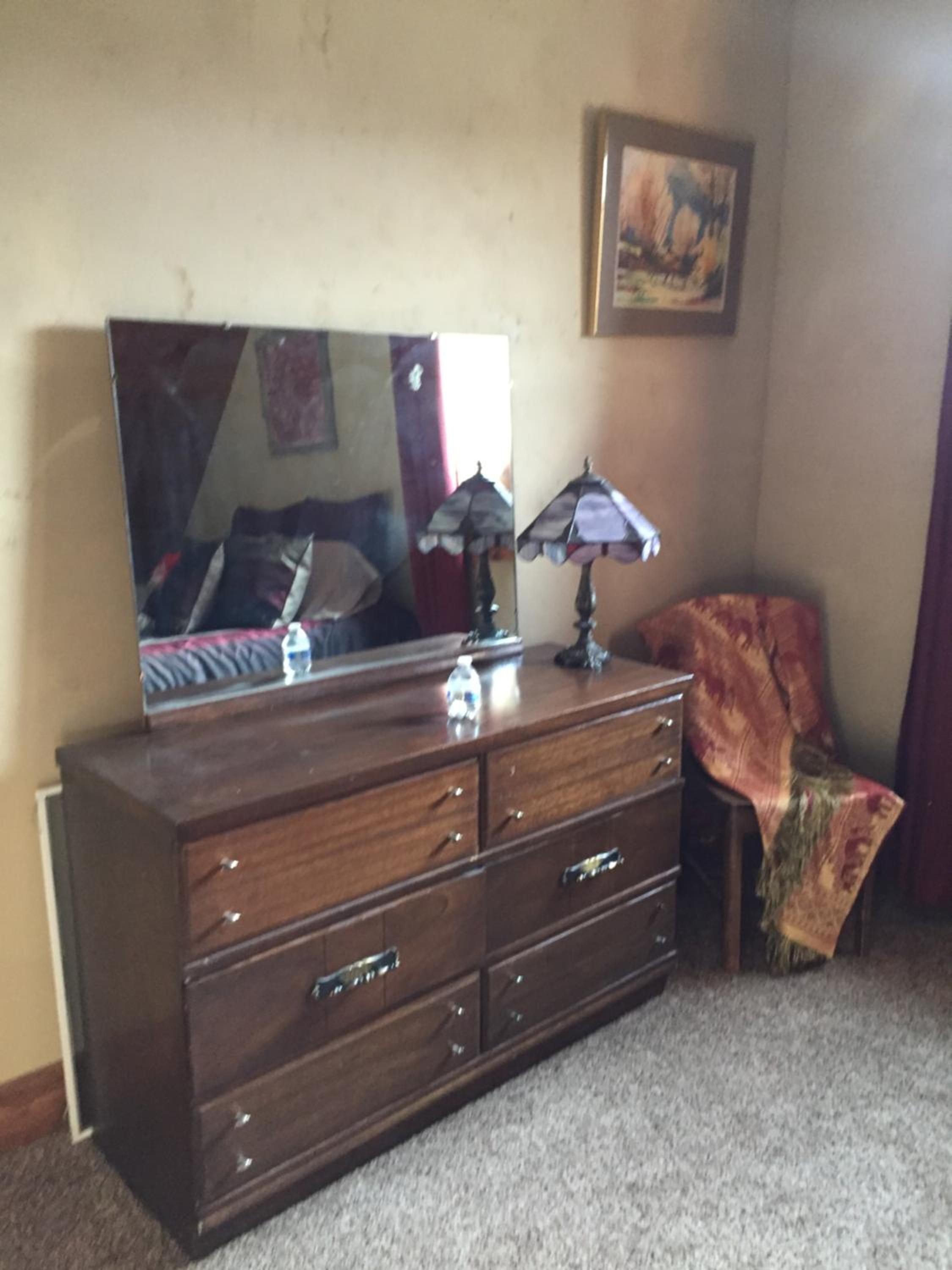 Queen Room with Shared Bathroom