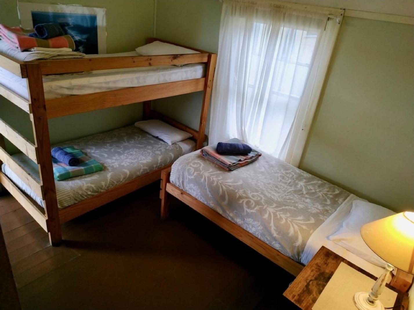 Economy Triple Room - Photo 1