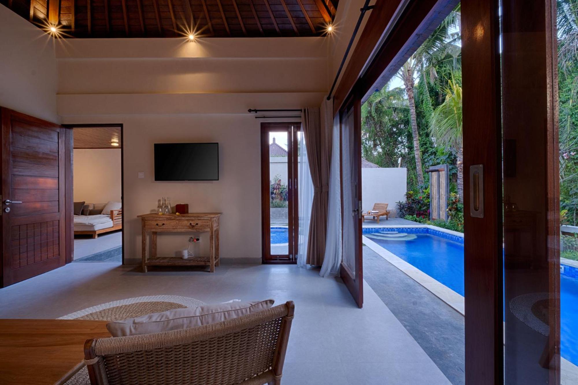 Two-Bedroom Villa with Private Pool and Free Benefit - Photo 13