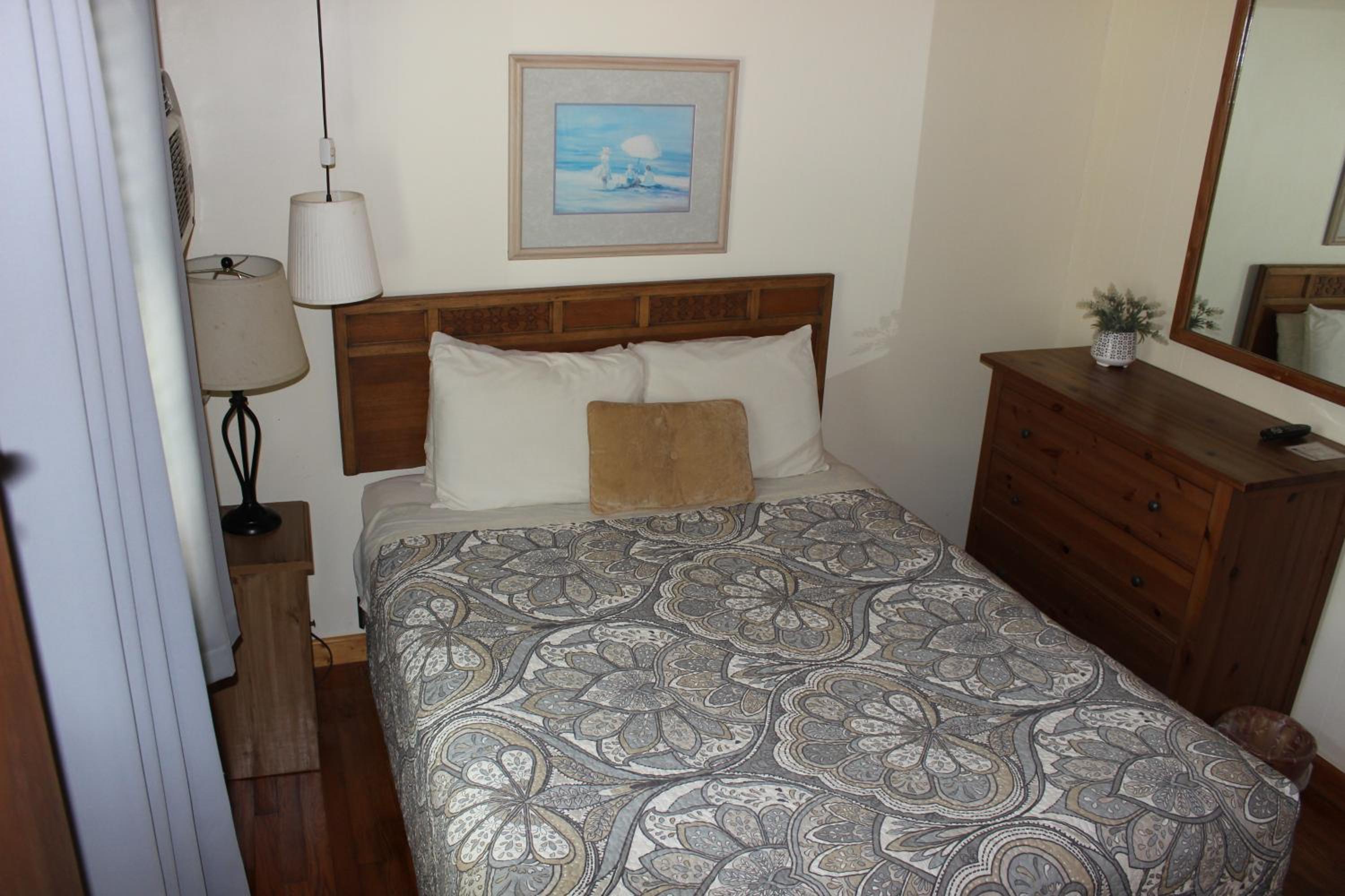 Deluxe Suite, 2 Bedrooms, Kitchen, Courtyard Area