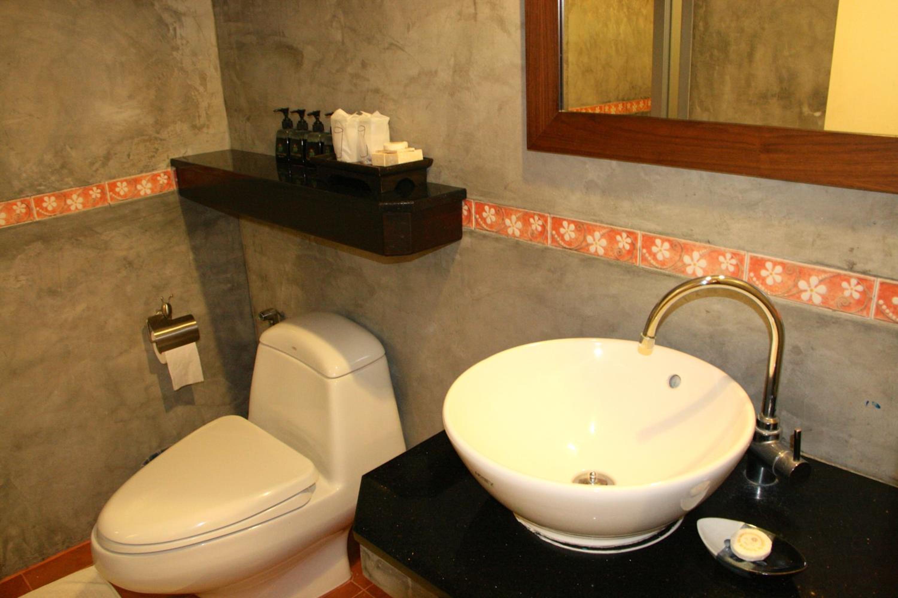 One-Bedroom Villa - Second Floor  - Photo 2