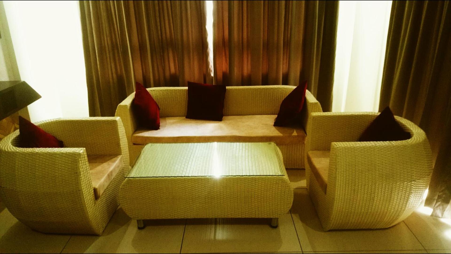 Suite with Balcony - Photo 2