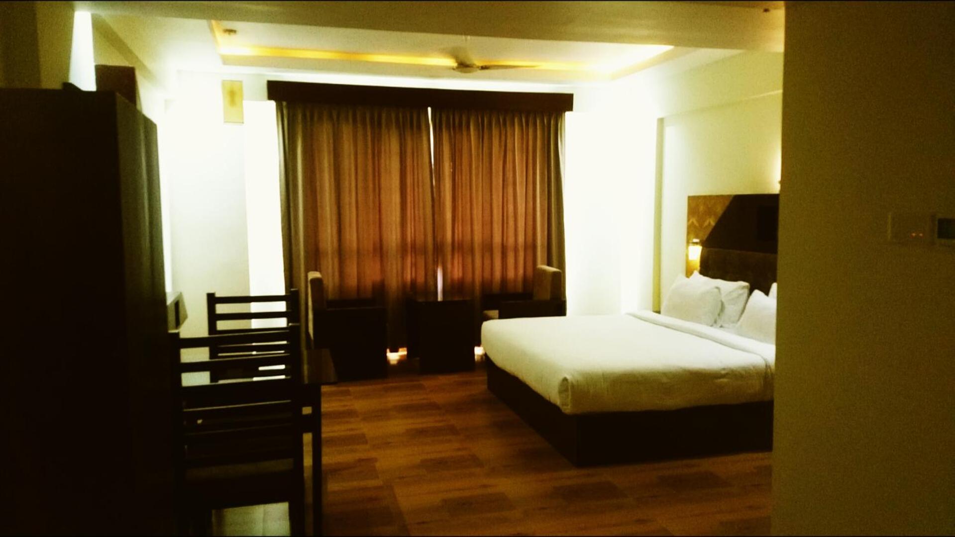 Executive Double Room - Photo 2