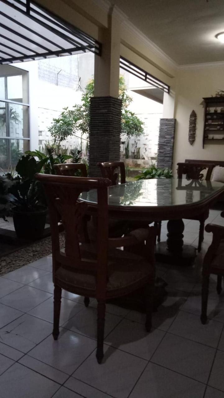 Two-Bedroom House - Photo 3
