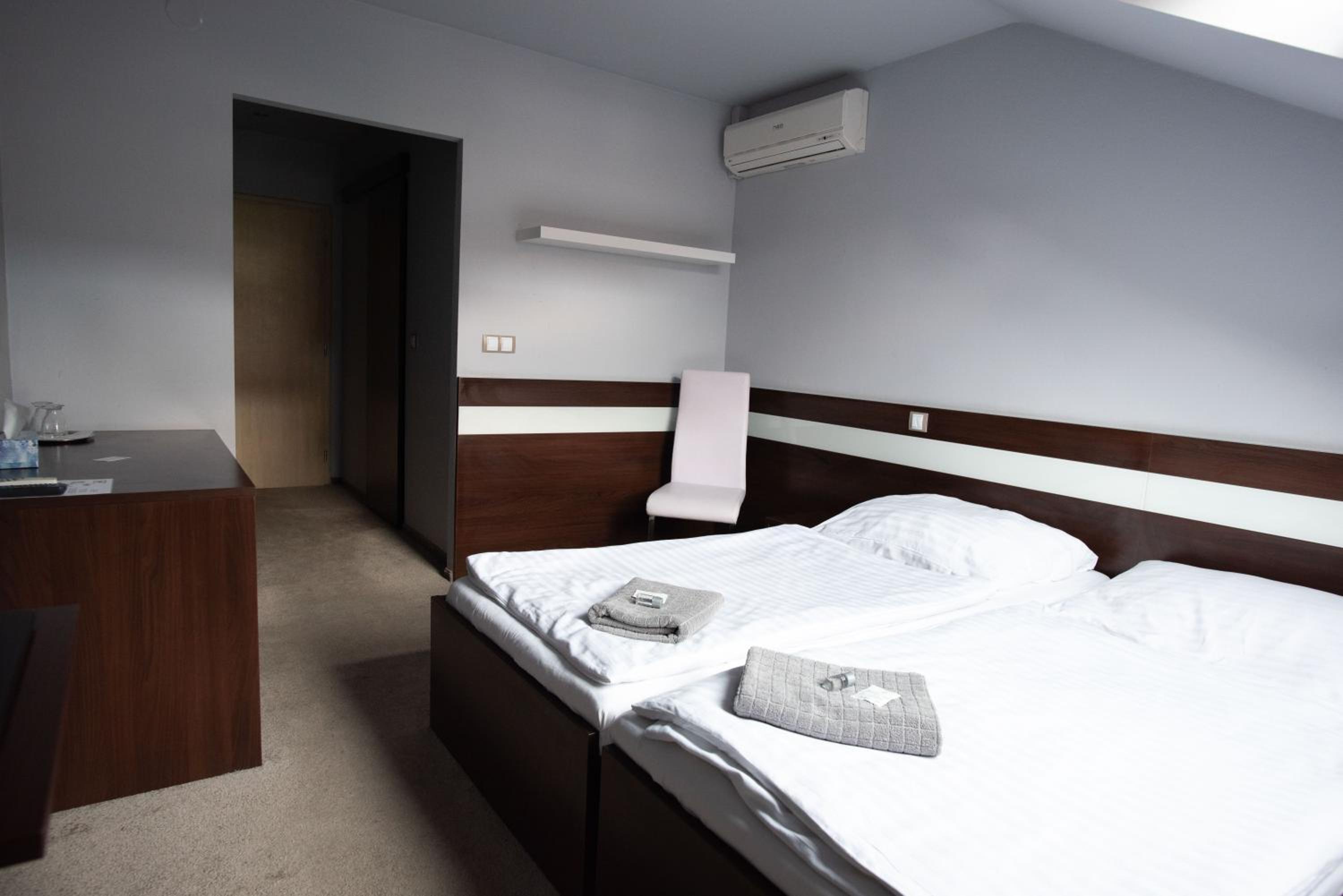 Double or Twin Room photo 1