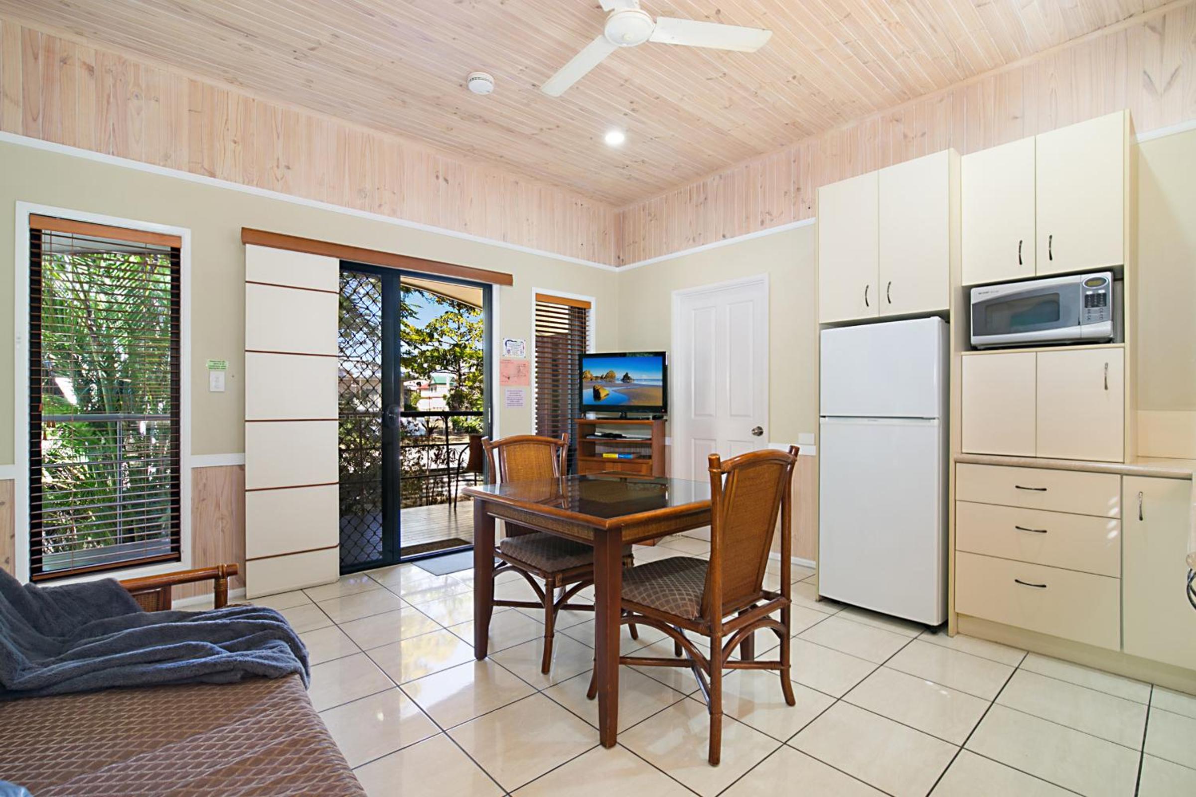 Two-Bedroom Villa - Photo 8