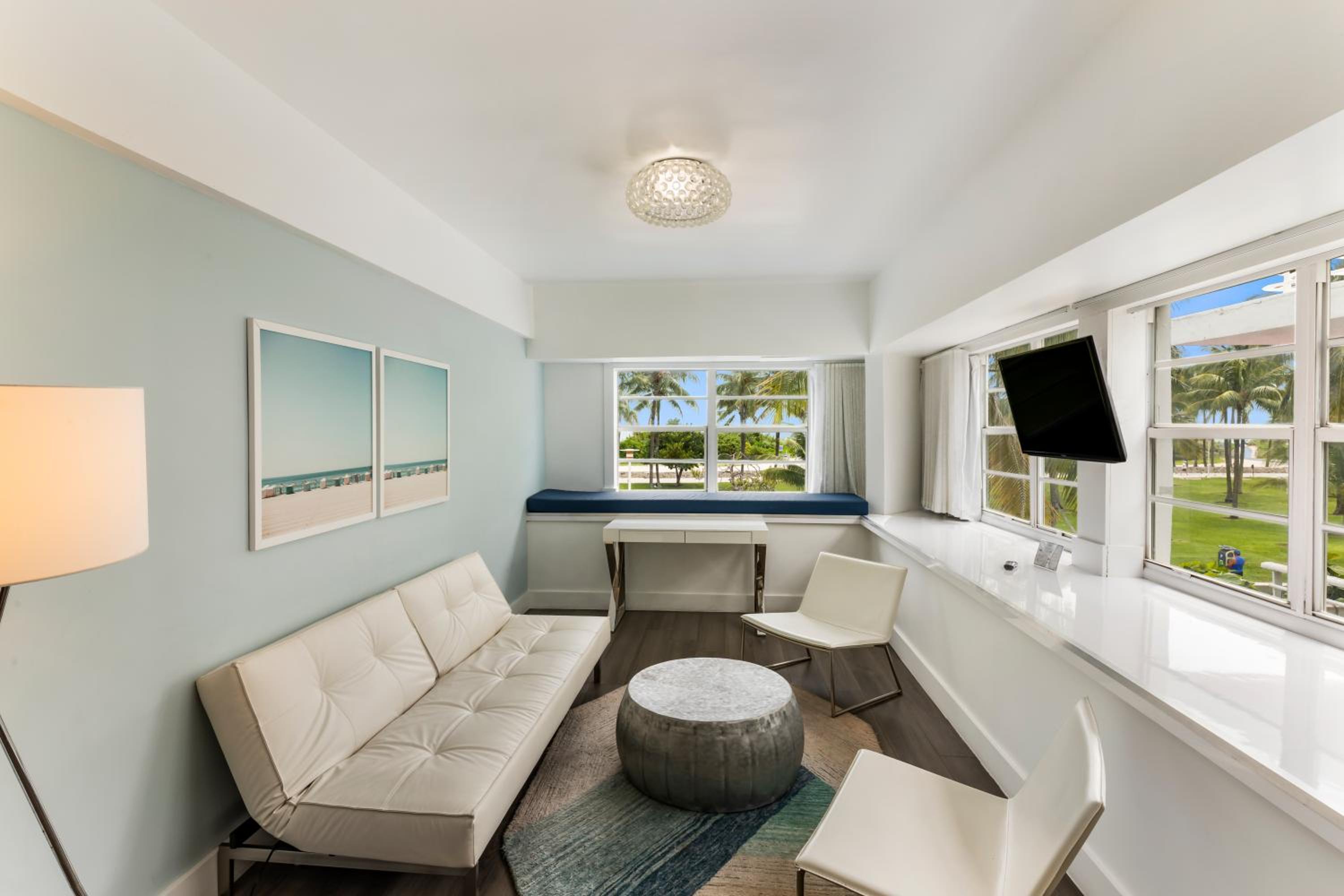 Ocean Corner Suite with King Bed