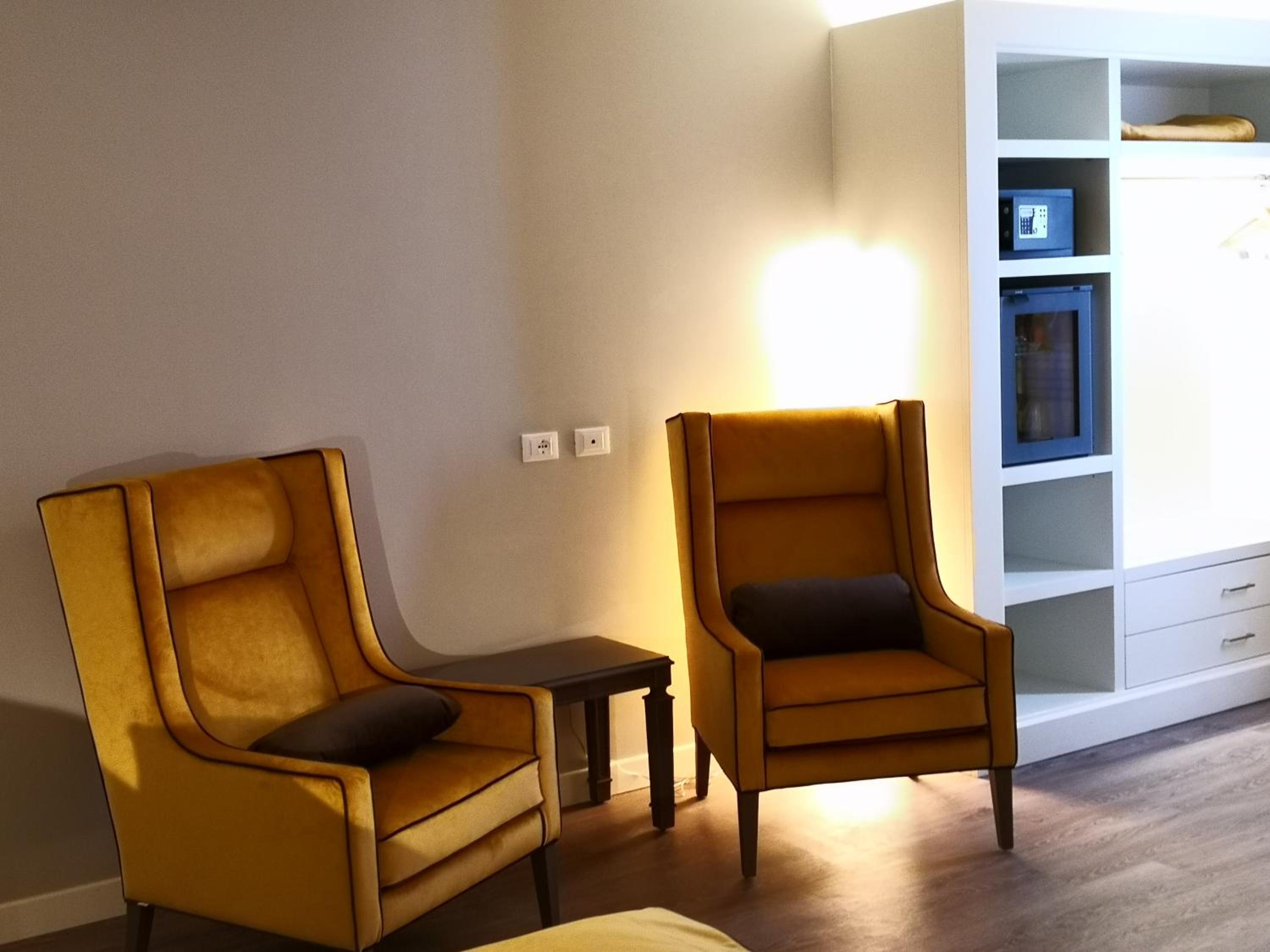 Premium Double or Twin Room - Photo 3