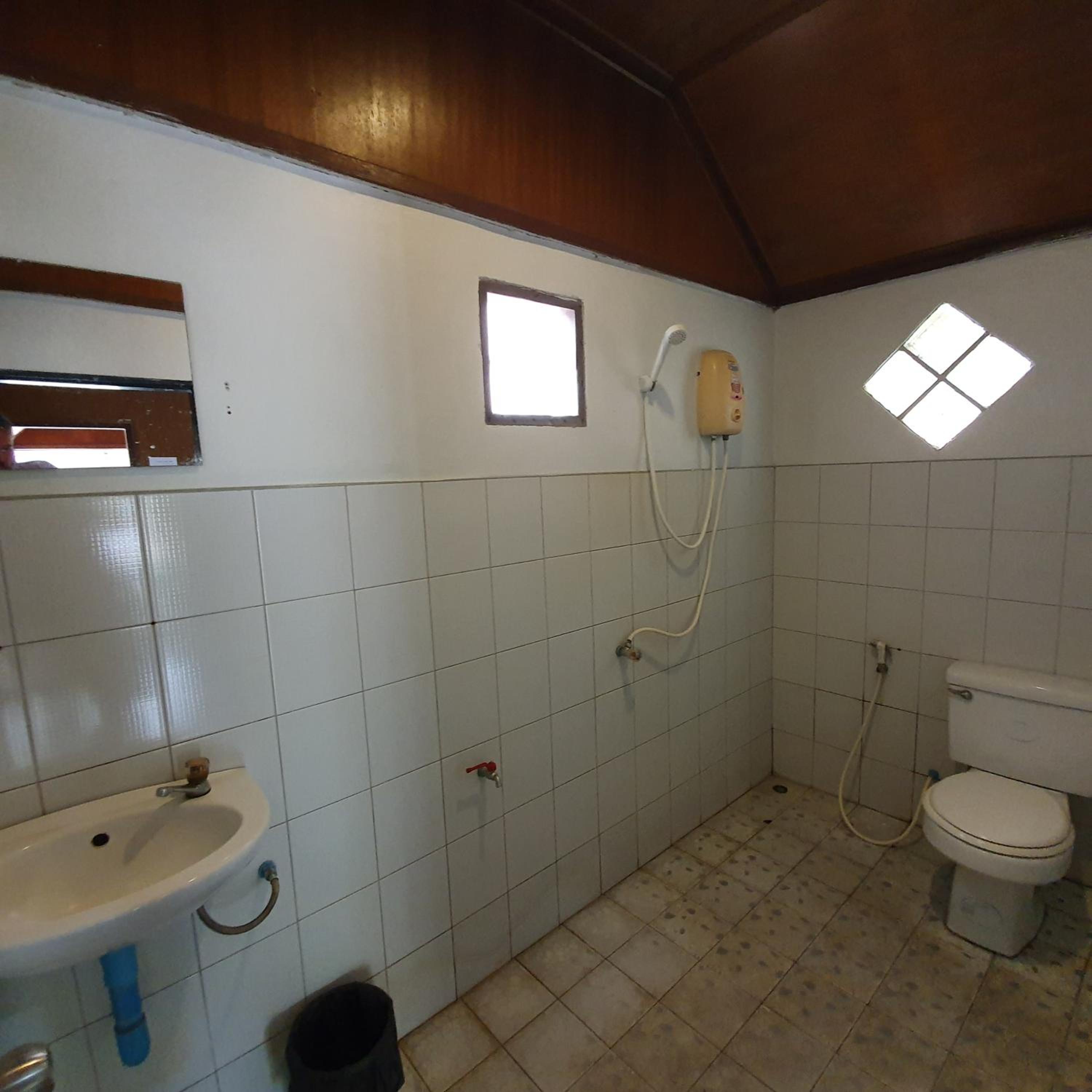 Small Double Room with Fan photo 2