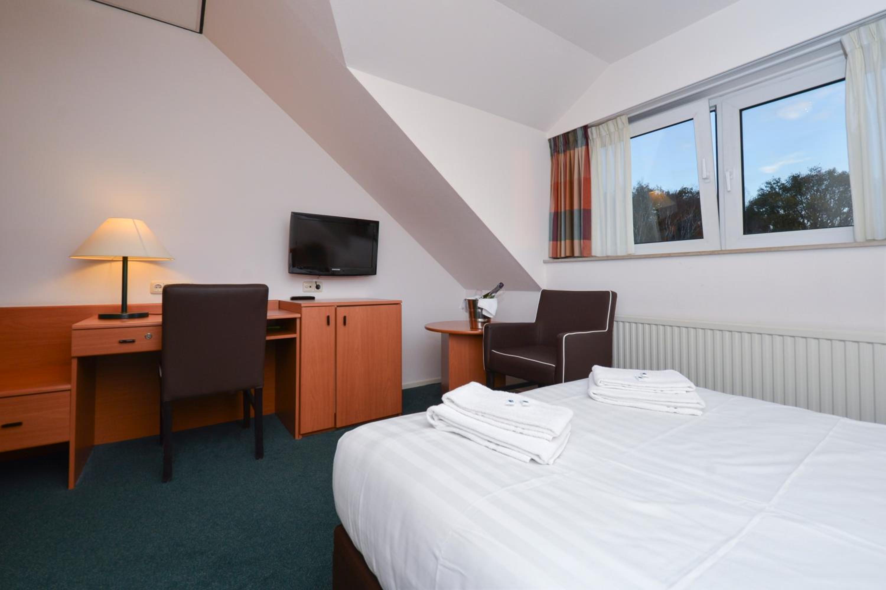 Small Double Room photo 1