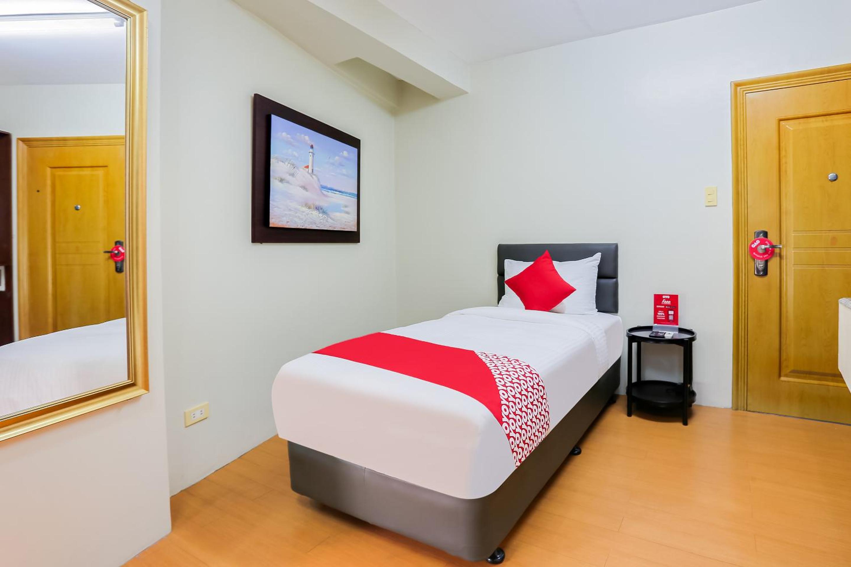 Deluxe Single Room
