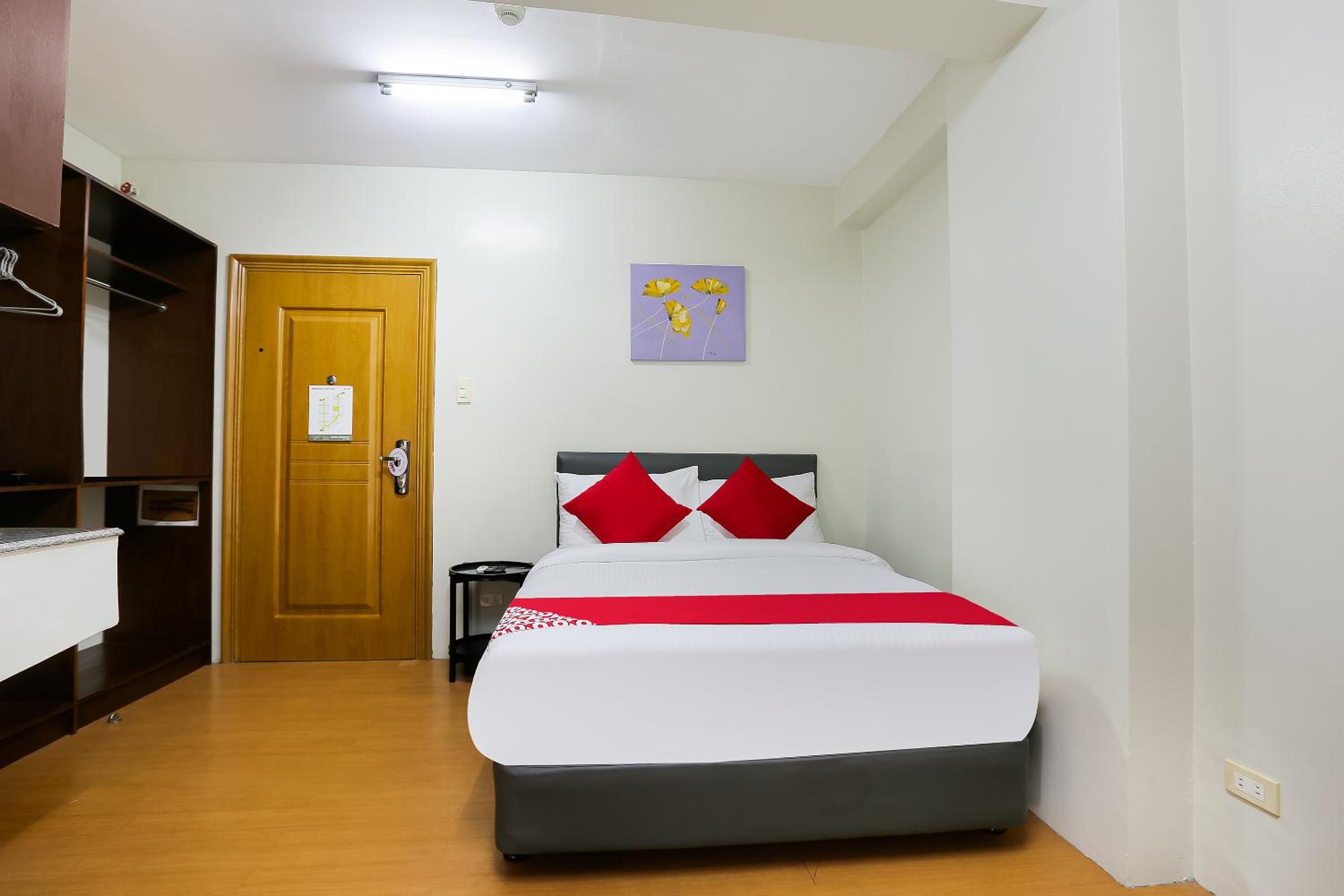 Standard Double Room - Photo 2