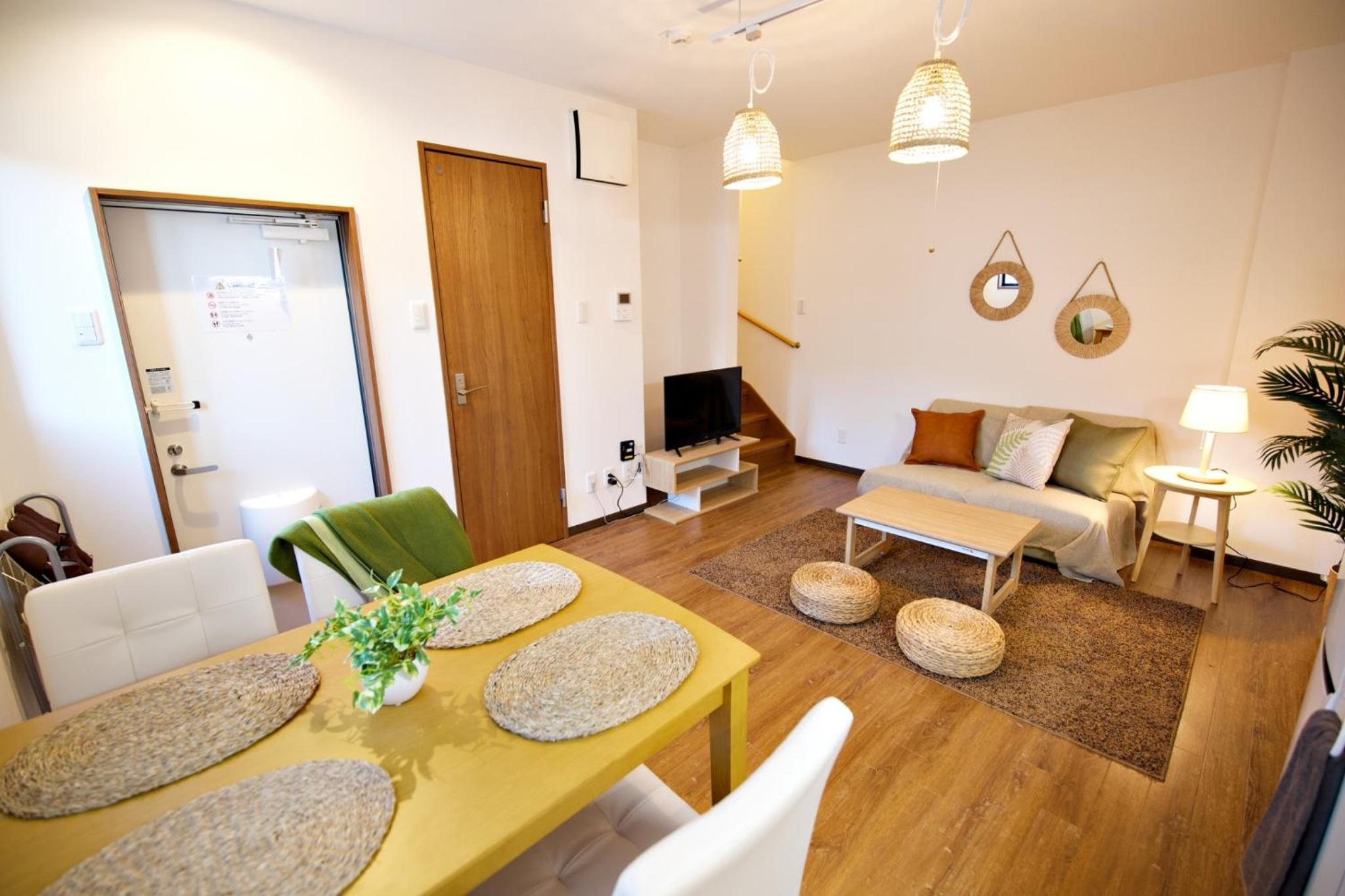 One-Bedroom Apartment photo 1