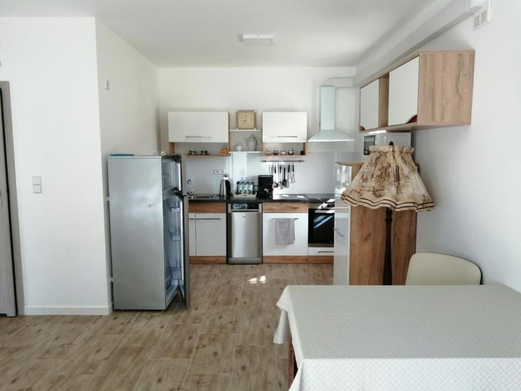 Apartment photo 3