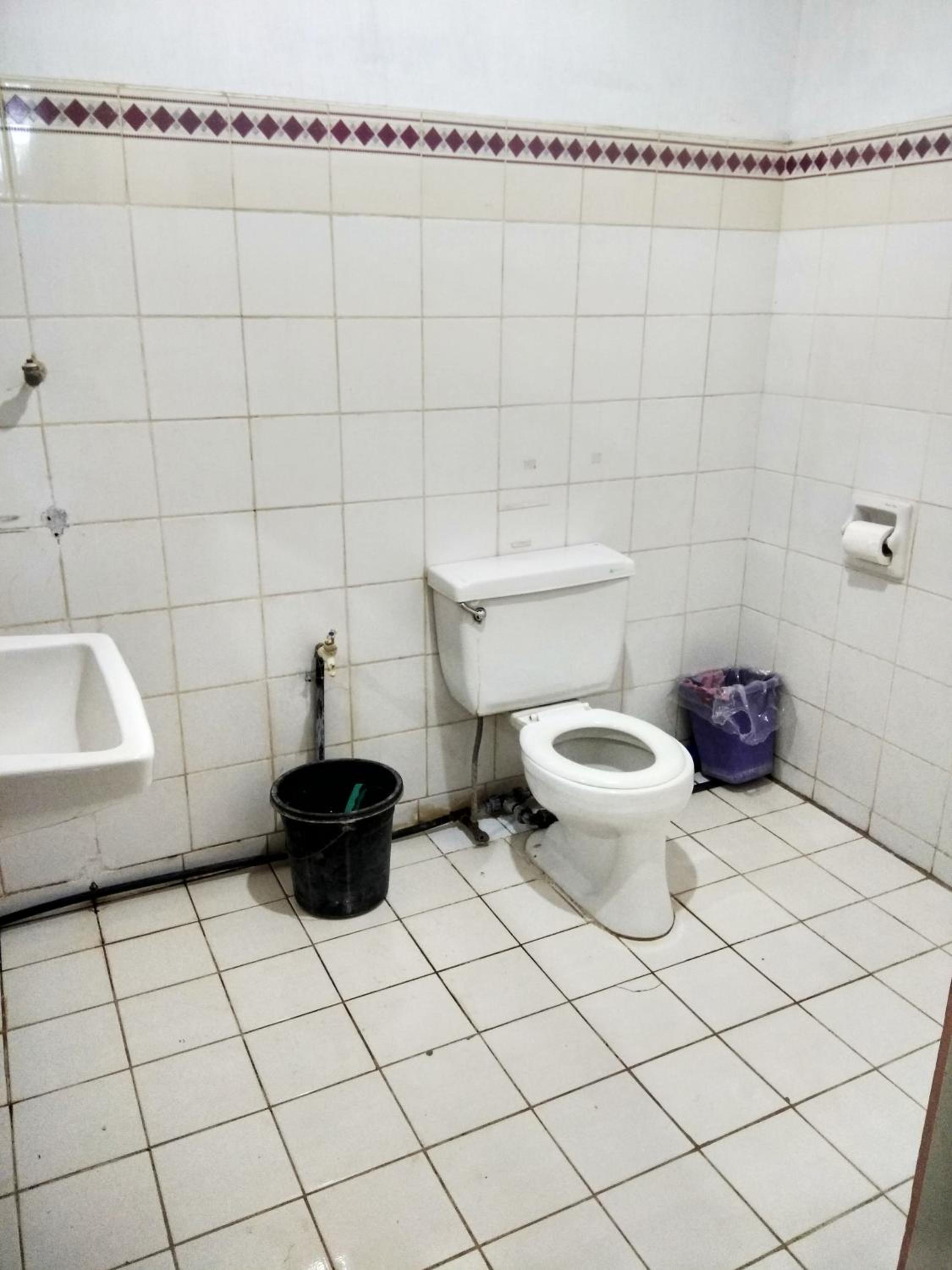 Single Room With Bathroom photo 3