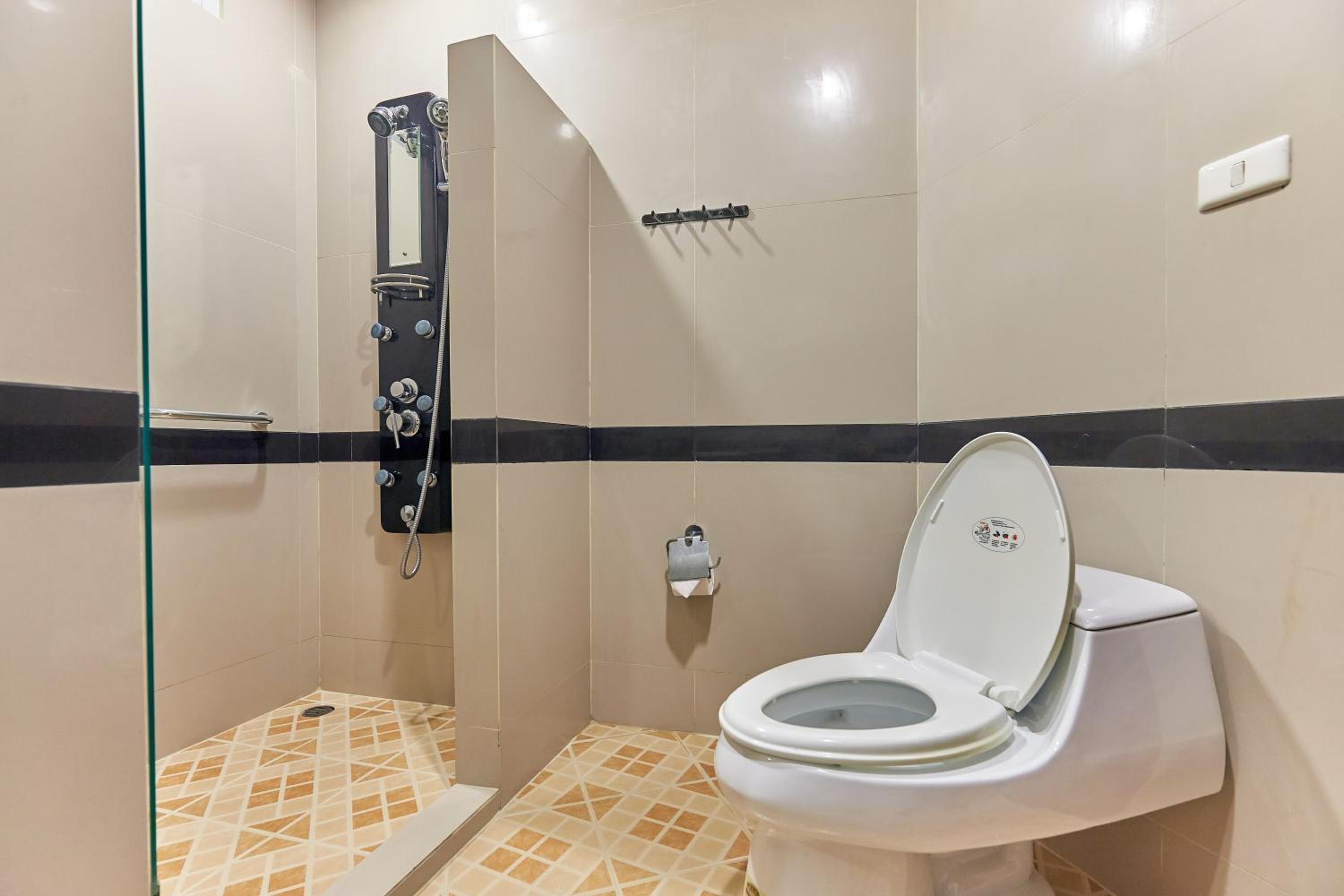 Two-Bedroom Suite photo 2