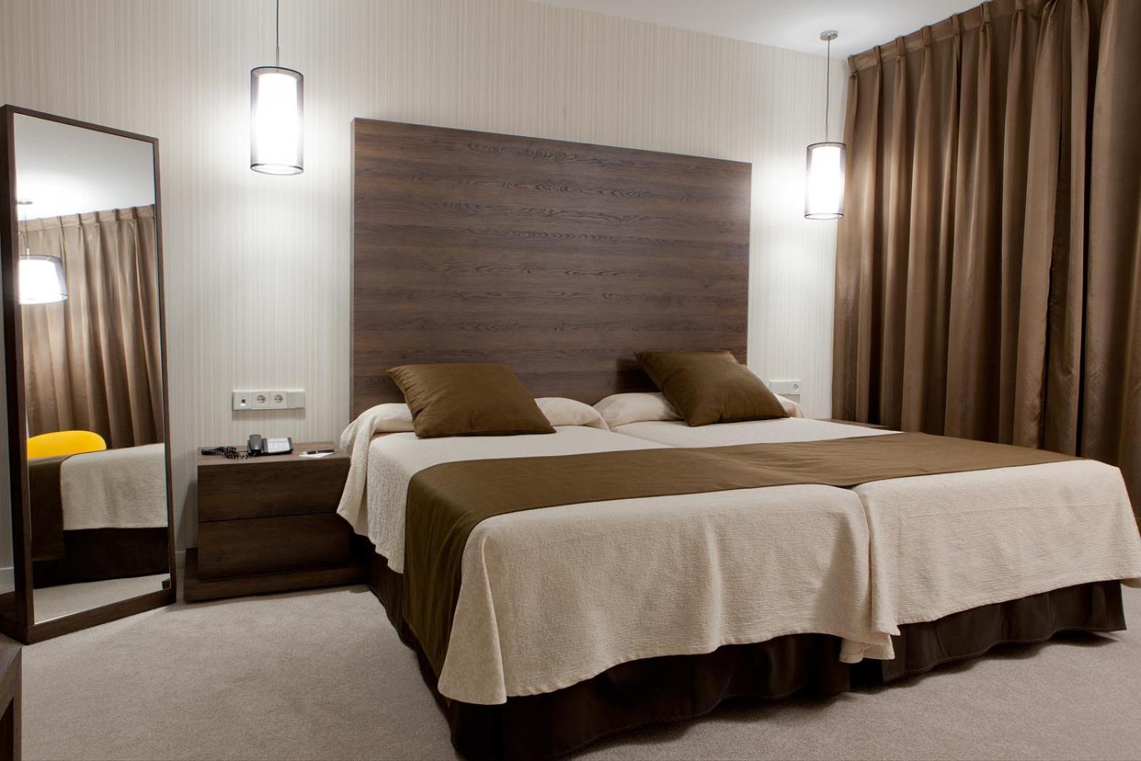 Superior Double or Twin Room - Photo 10