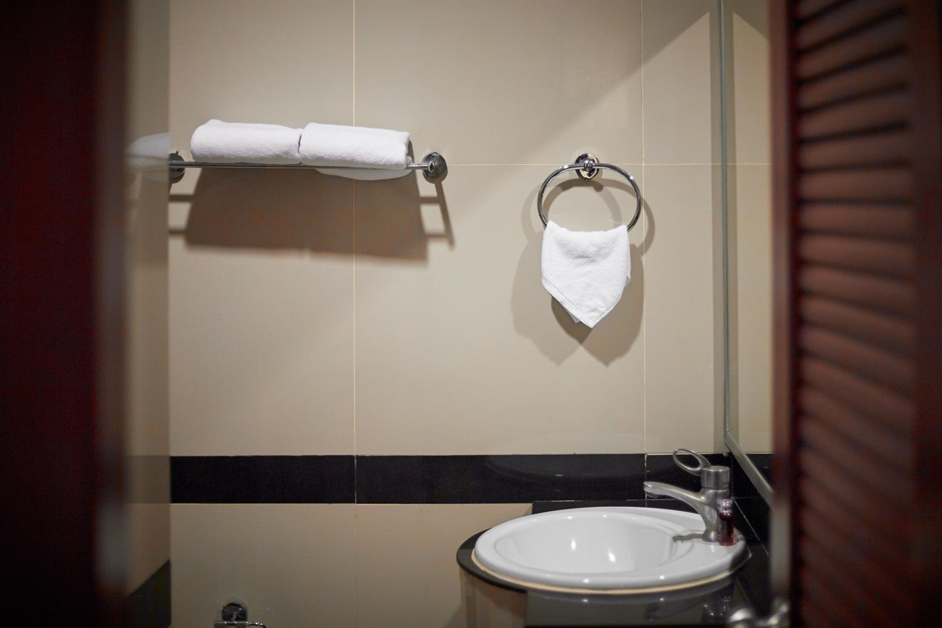 Two-Bedroom Suite photo 3