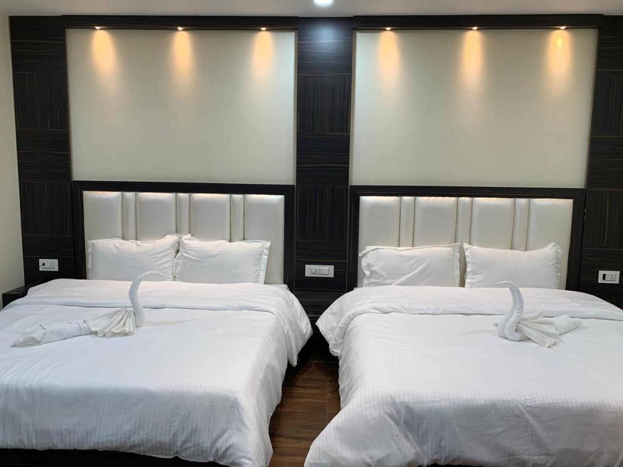 Deluxe Family Room - Photo 3