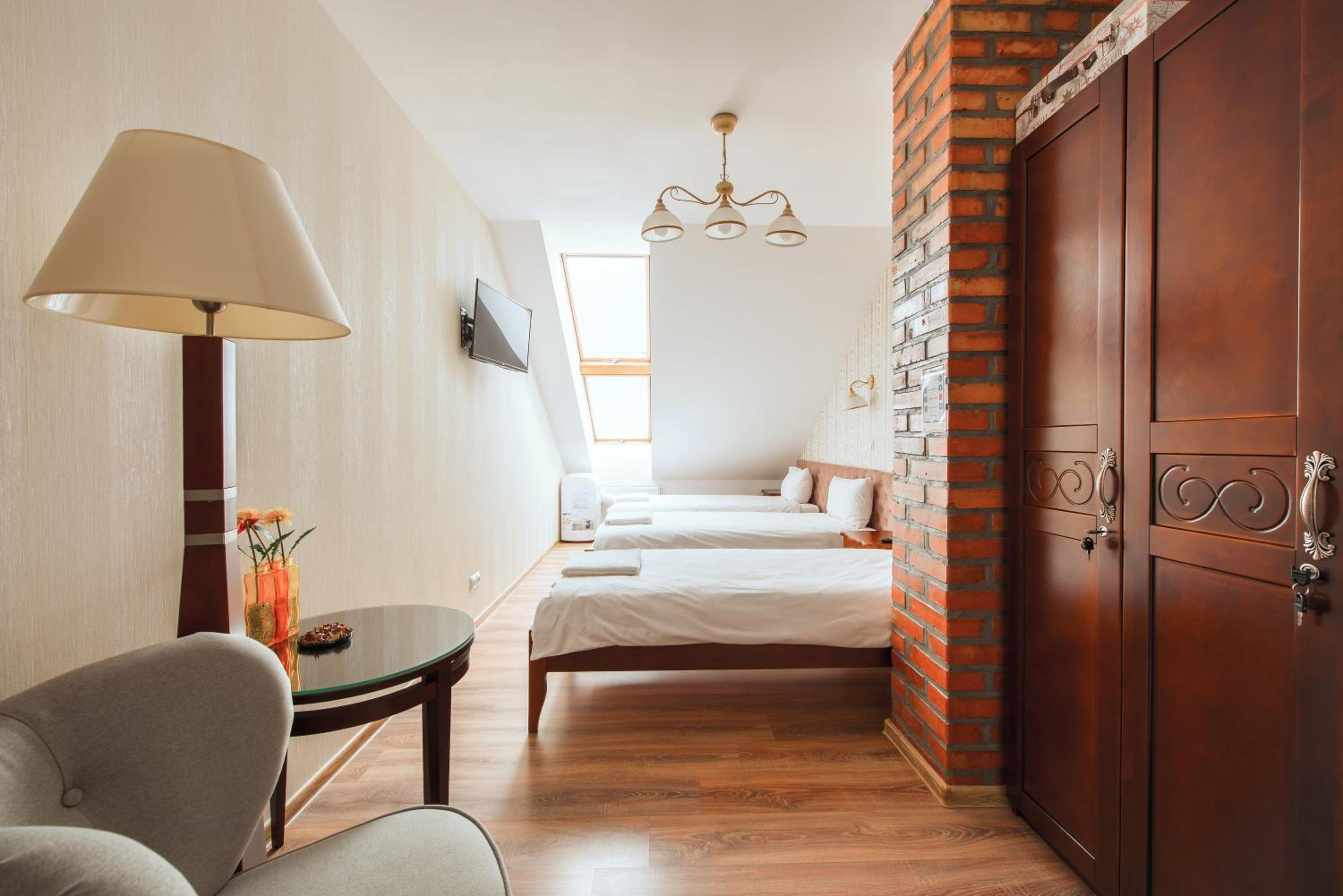 Triple Room with Shared Bathroom photo 1