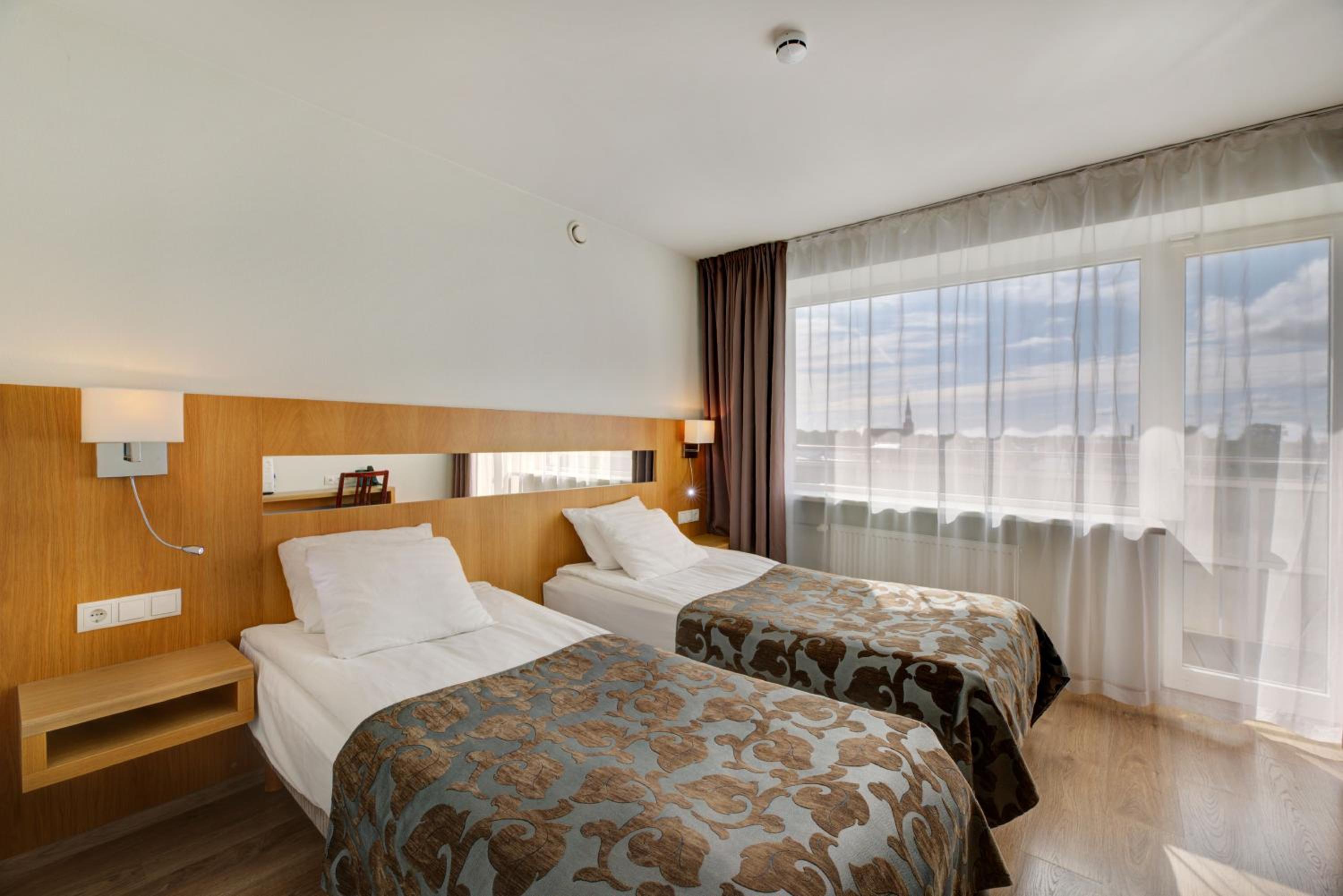 Premium Double or Twin Room, Balcony - Photo 2