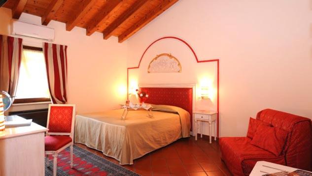 Double Room - Photo 4