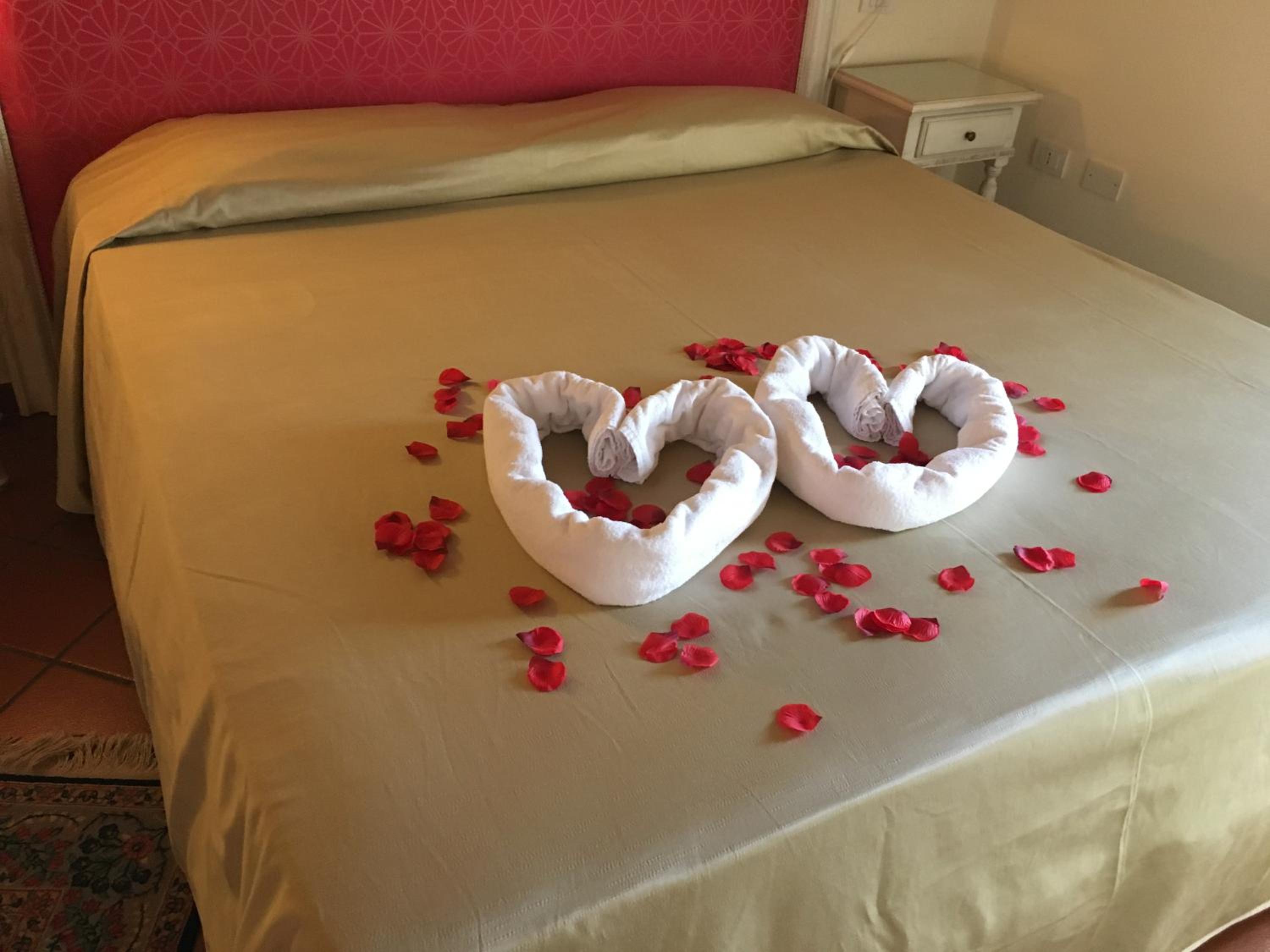 Double Room - Photo 5