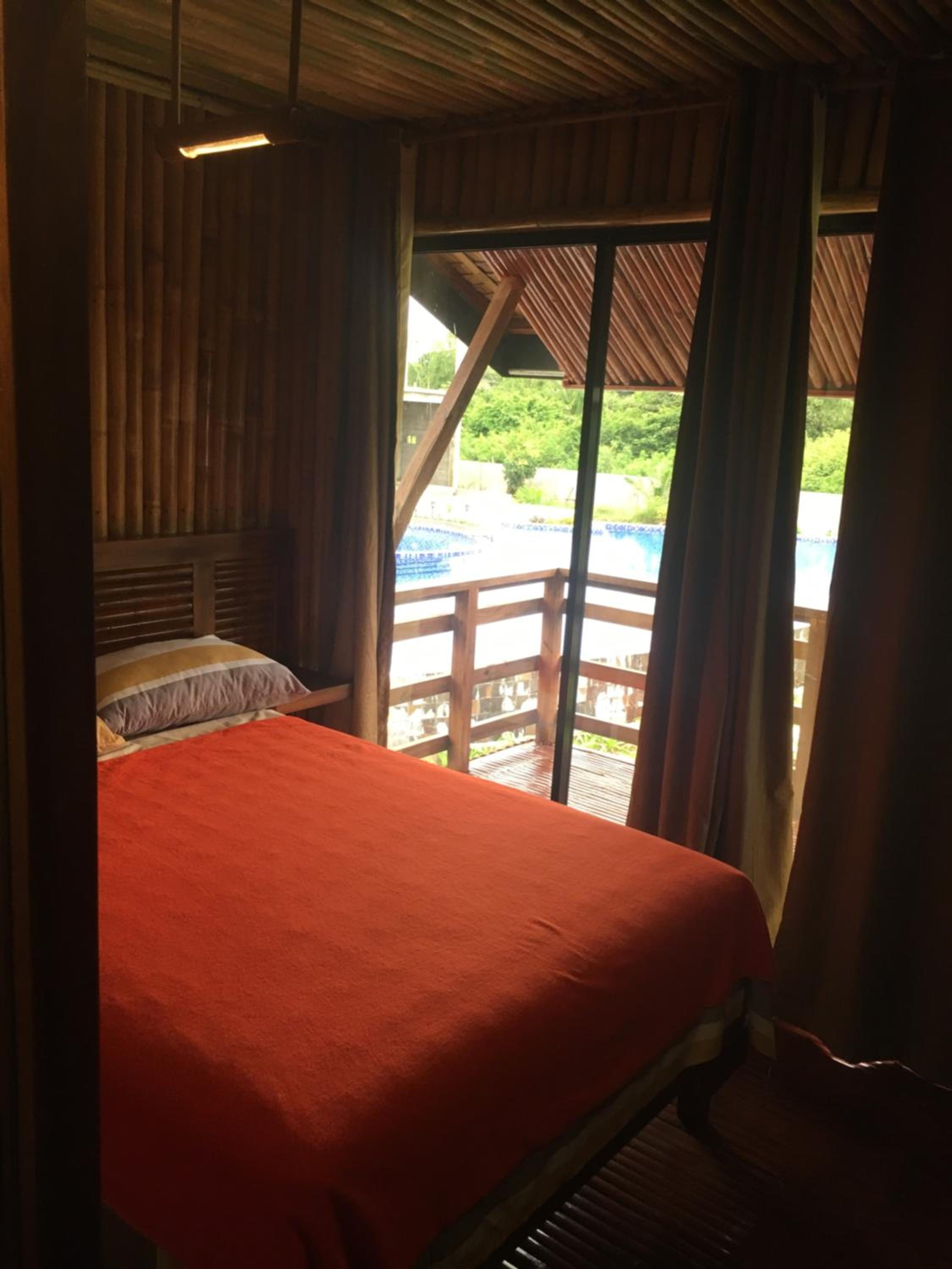 Deluxe Double Room with Bath - Photo 12