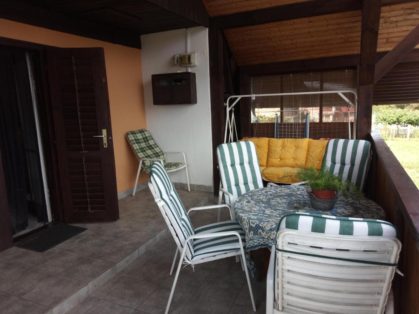 Three-Bedroom Apartment - Photo 3