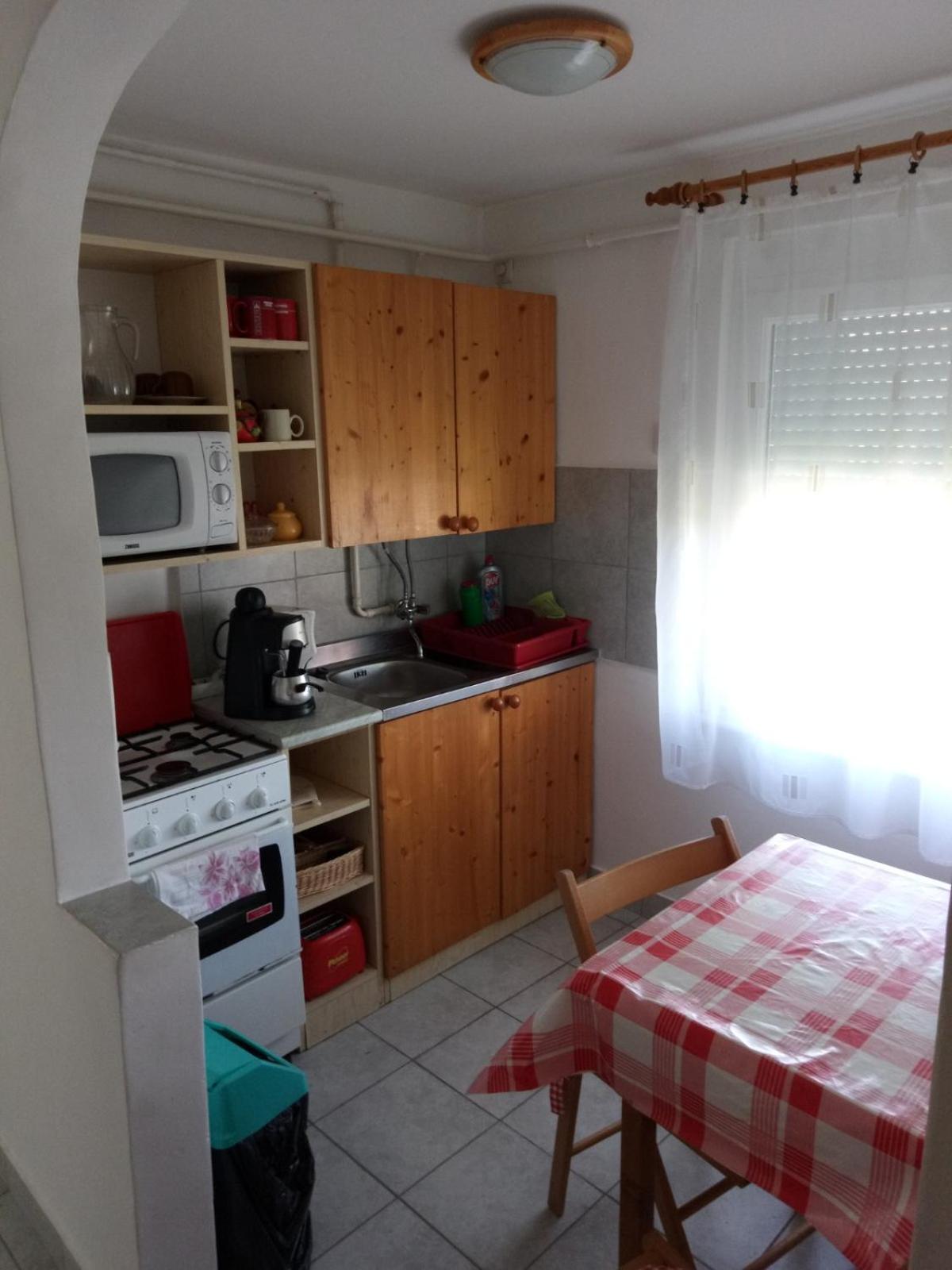 Three-Bedroom Apartment - Photo 8