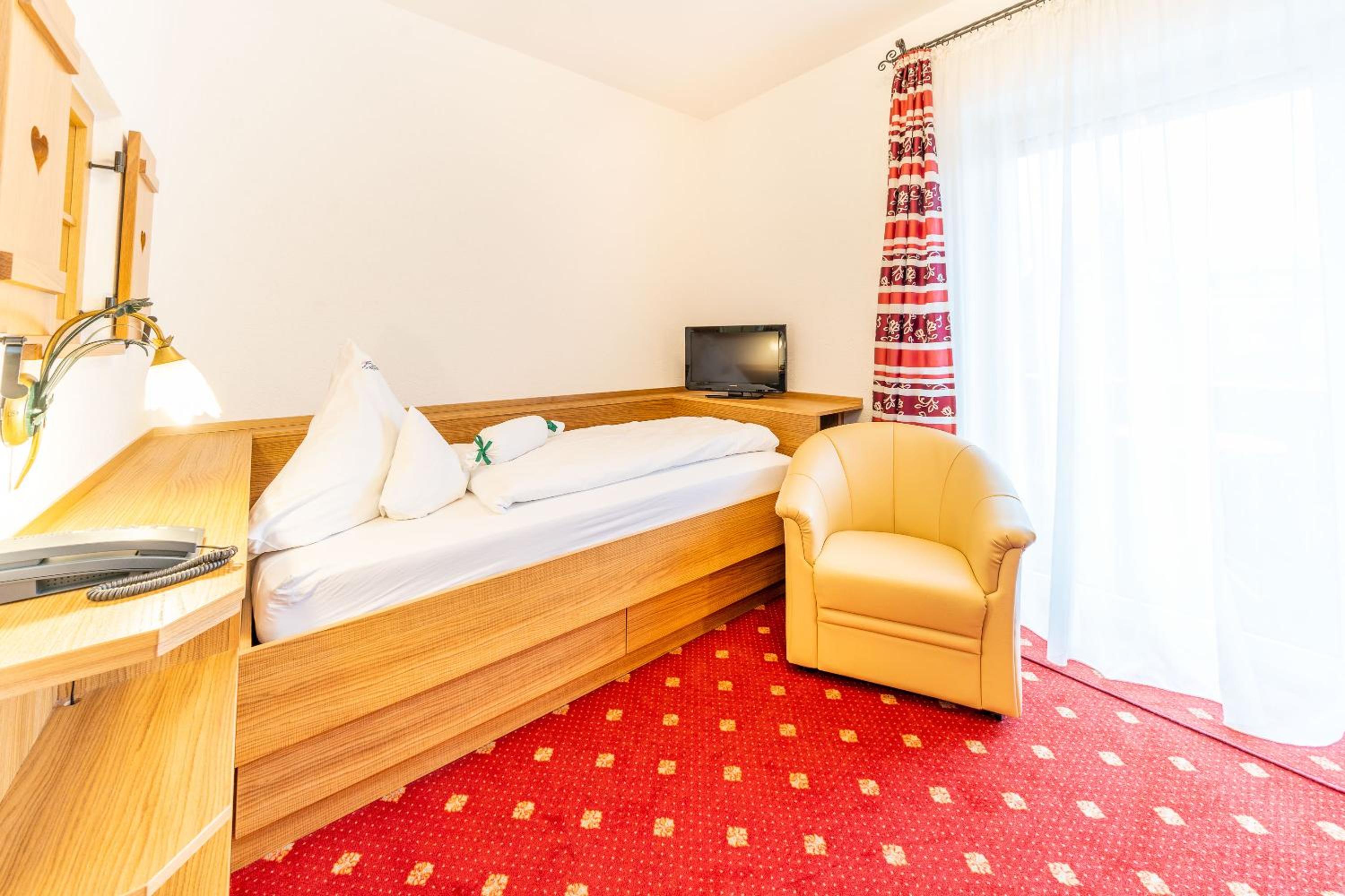 Comfort Single Room with Balcony photo 3