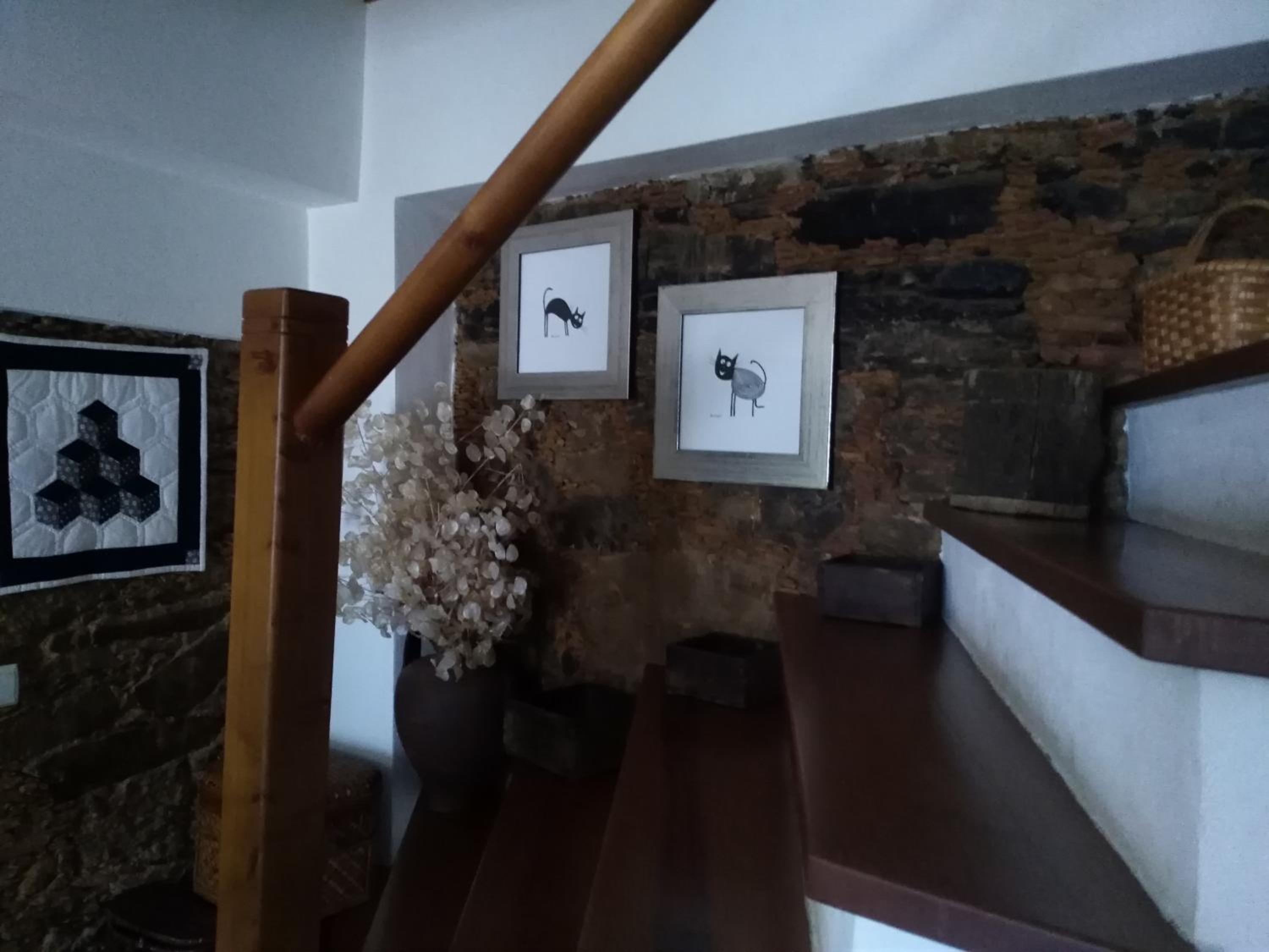 Three-Bedroom House photo 3
