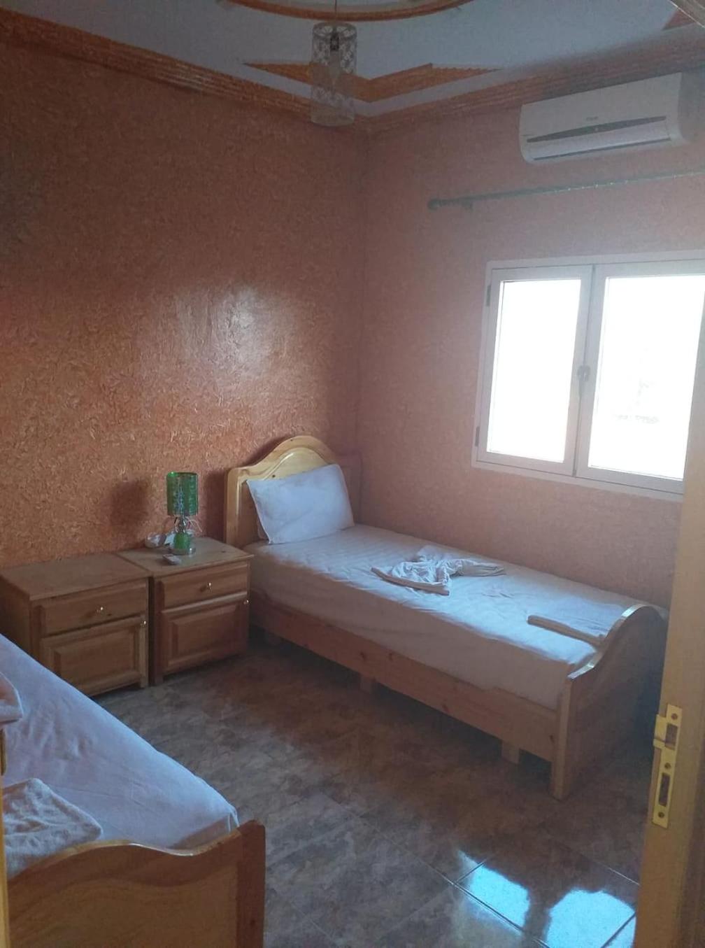 Twin Room with Garden View - Photo 3