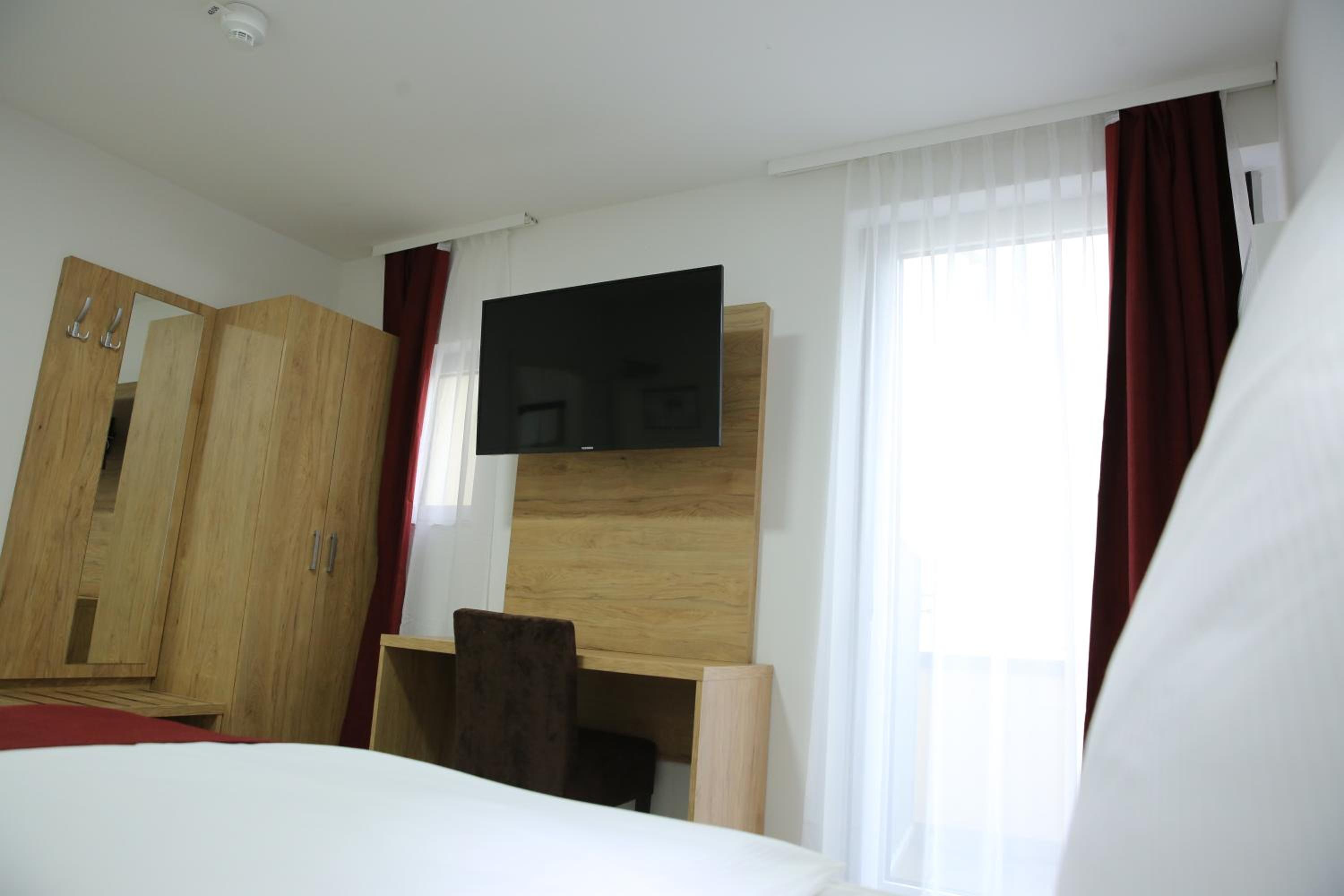 Single Room photo 1