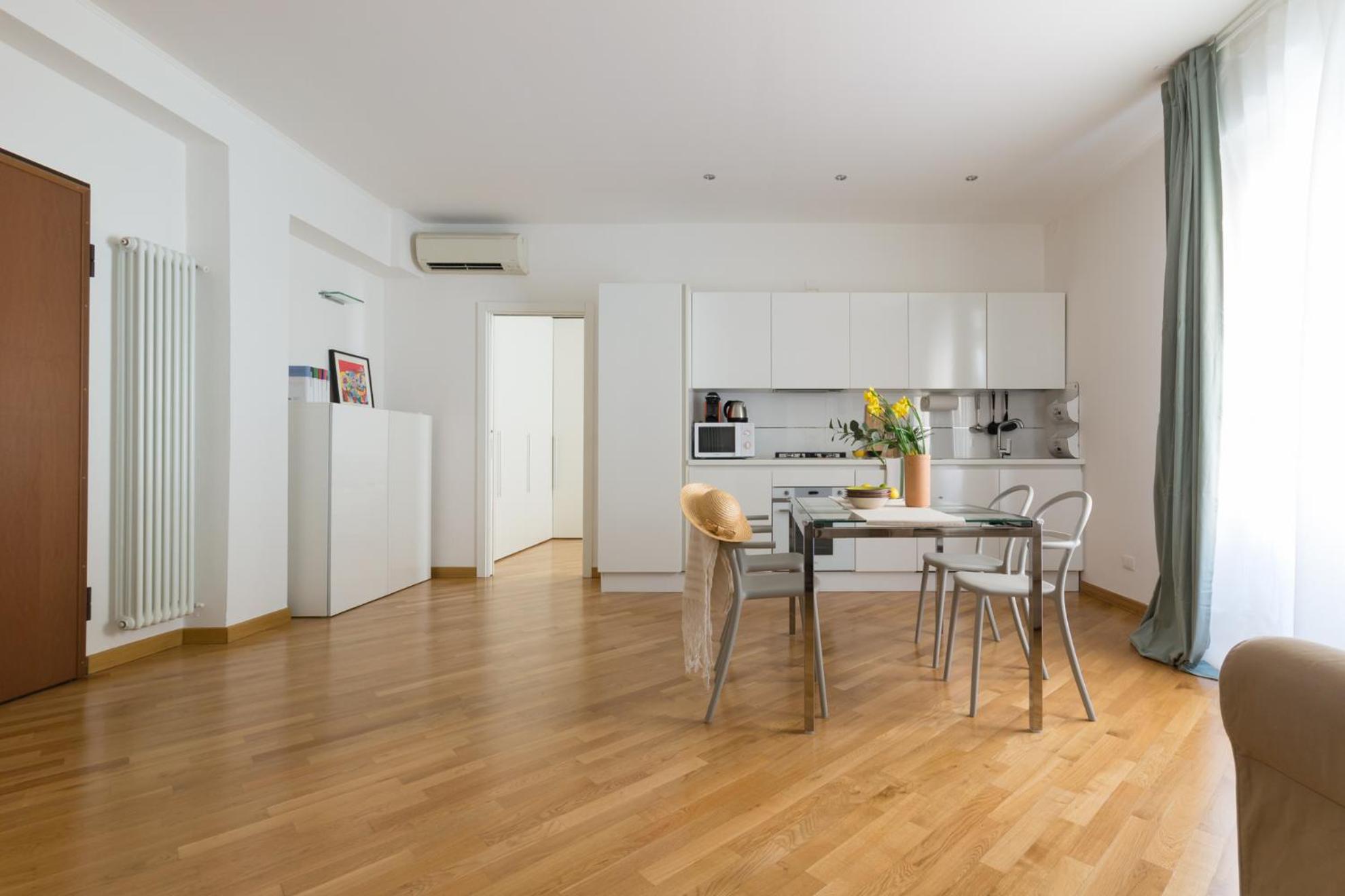 One-Bedroom Apartment - Photo 7