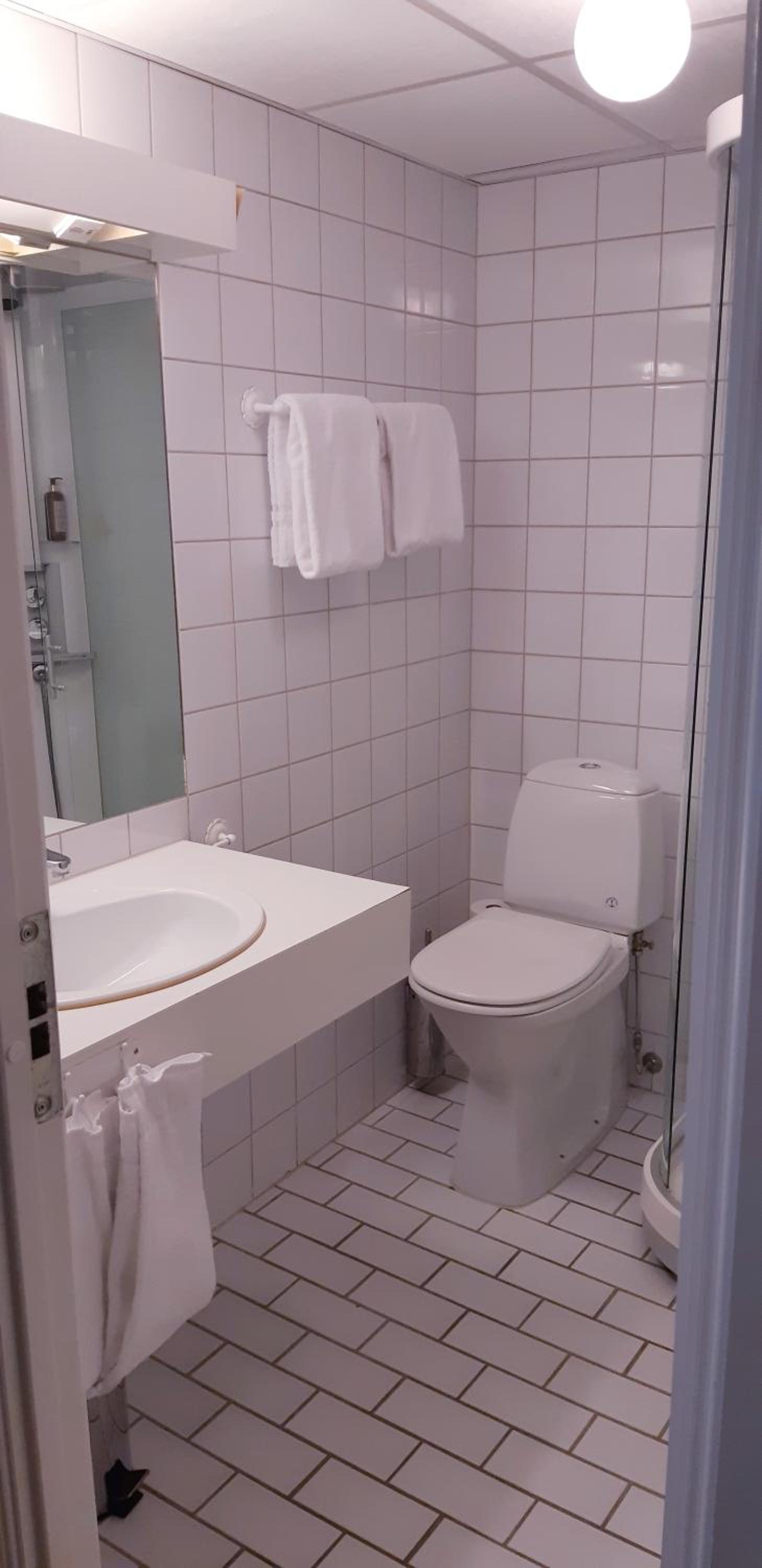 Small Double Room - Photo 3