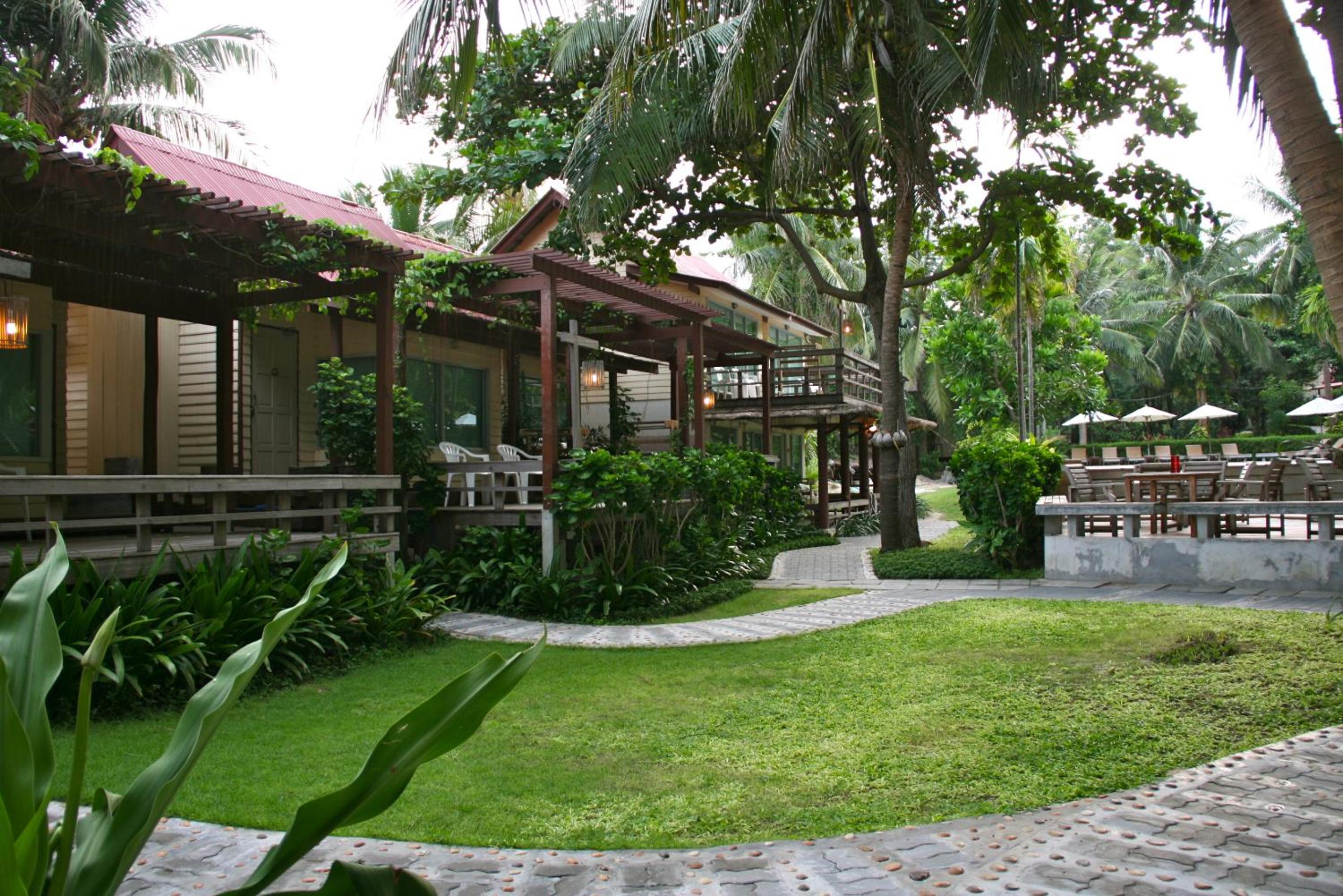 One-Bedroom Villa with Pool view - Photo 10