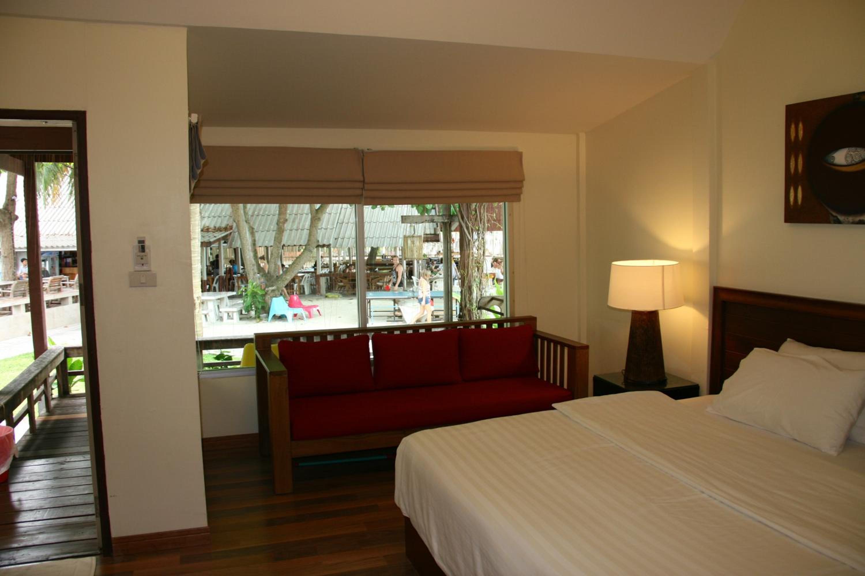 One-Bedroom Villa with Pool view - Photo 6