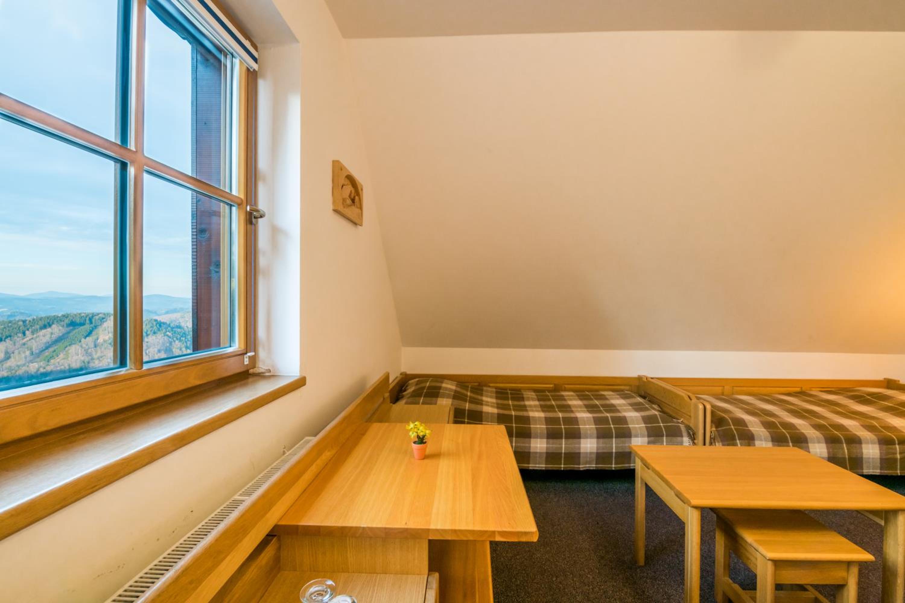 Standard Quadruple Room - Photo 3