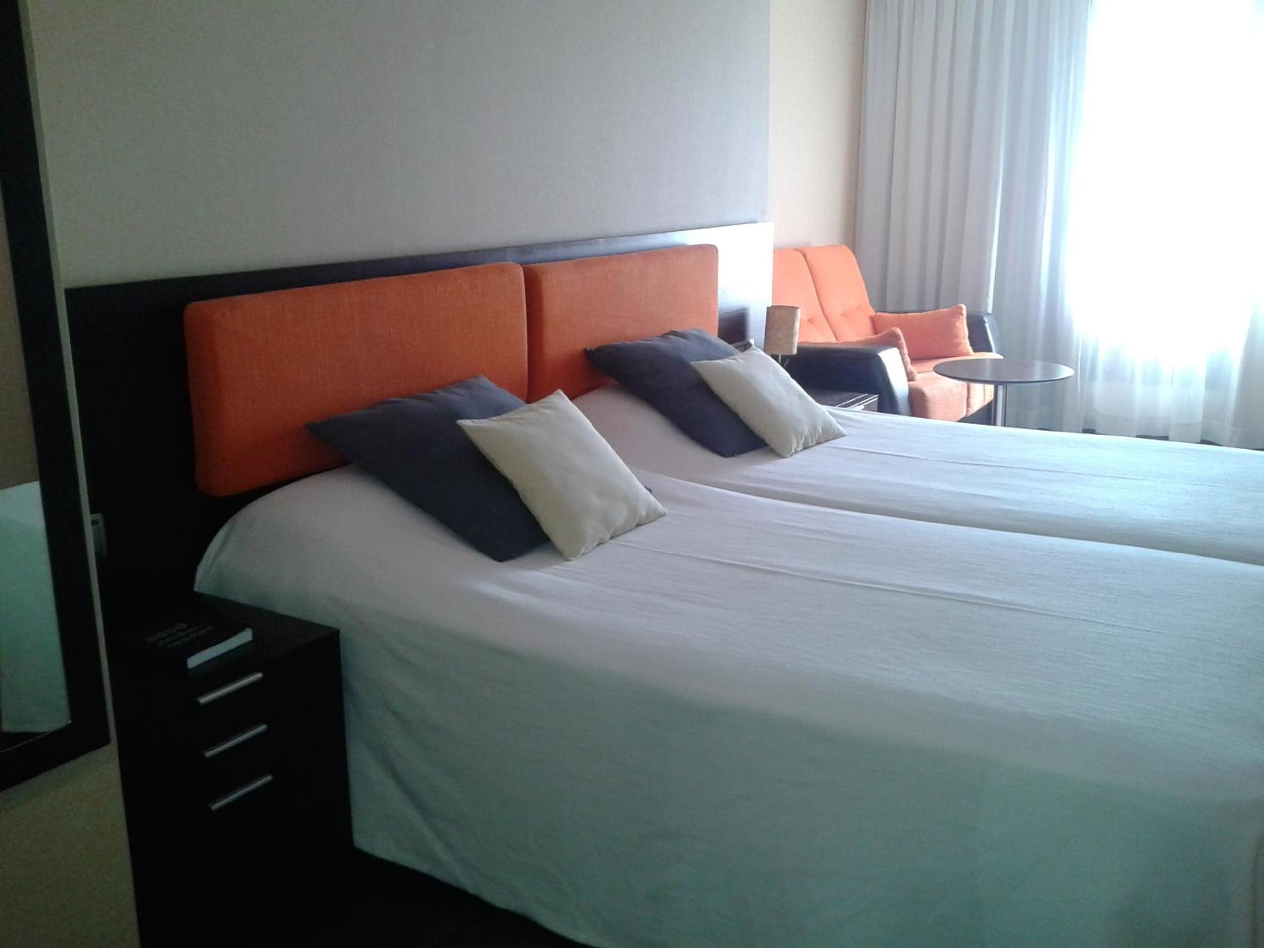 Double Room - Photo 5