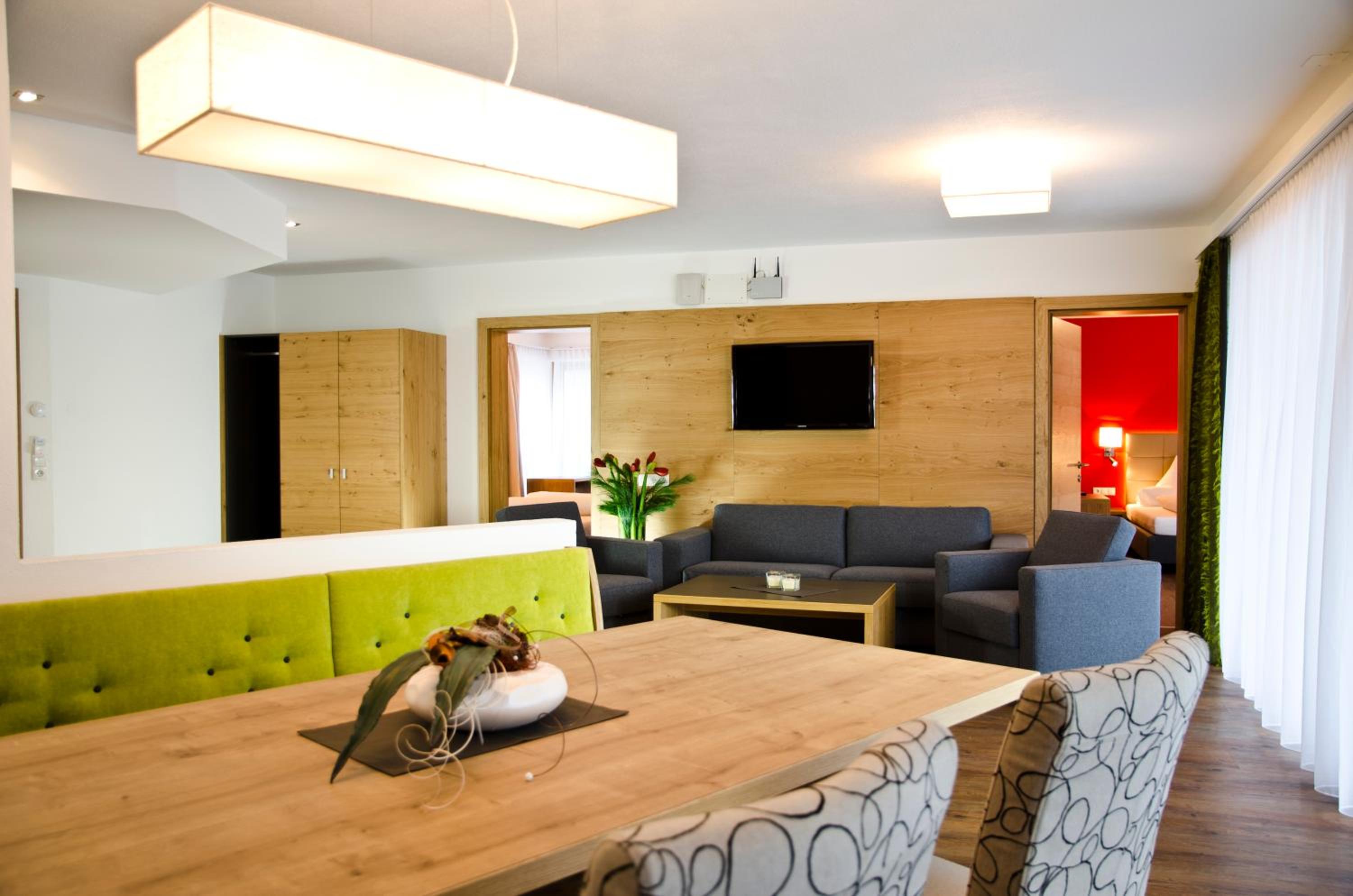 Apartment photo 1